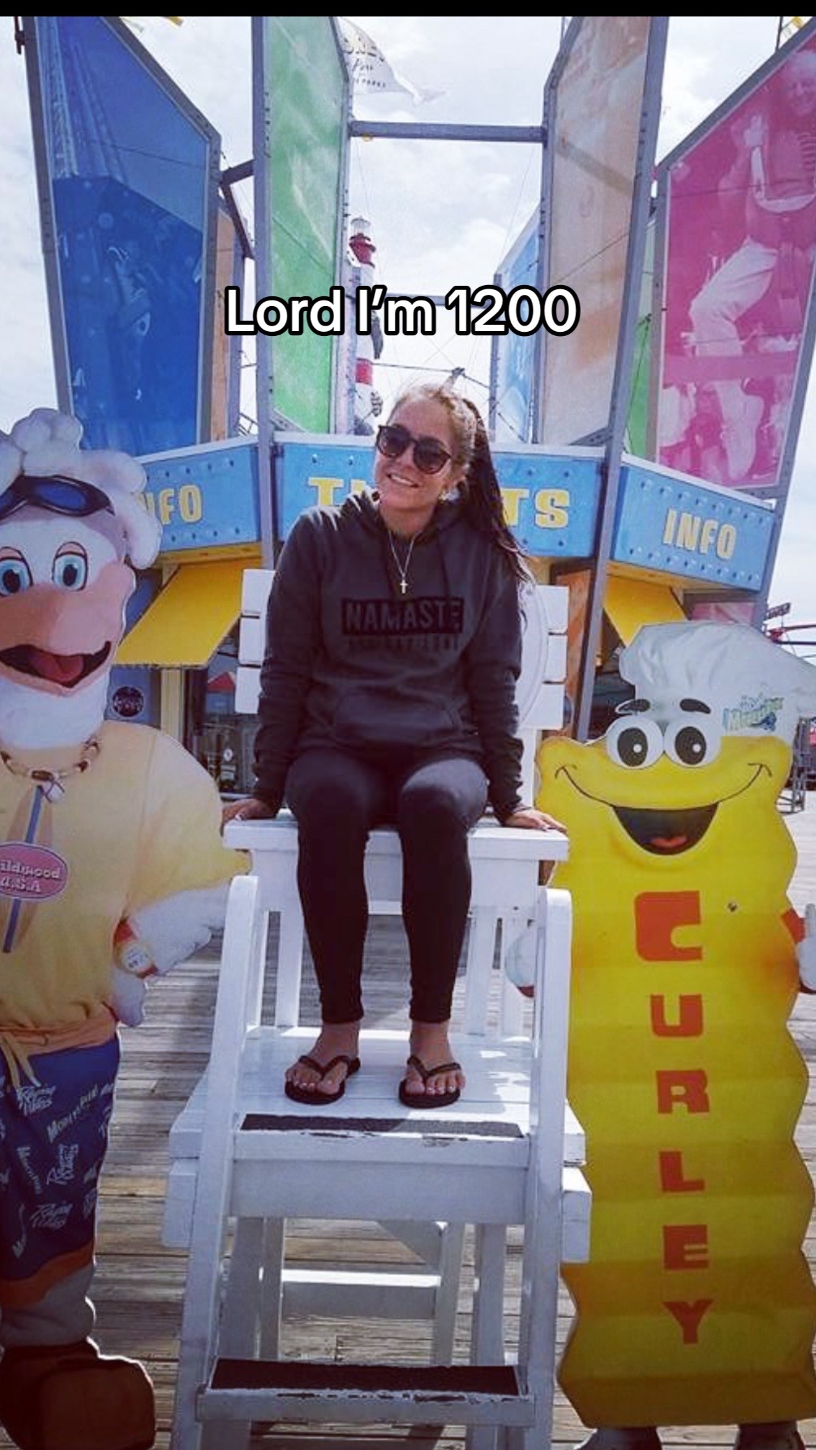 @KeepingupwithMotherMel