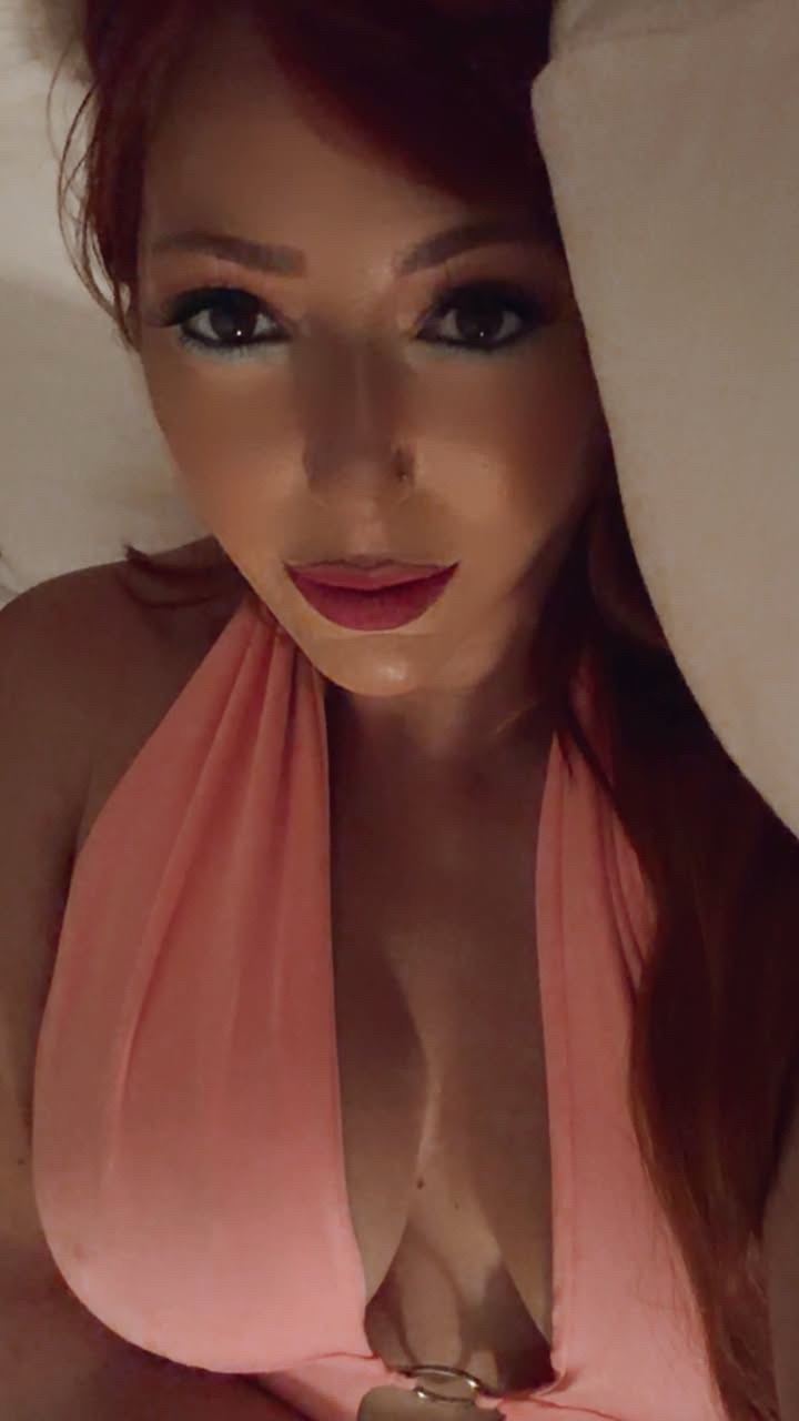 @Lauren Phillips ™️ | Model