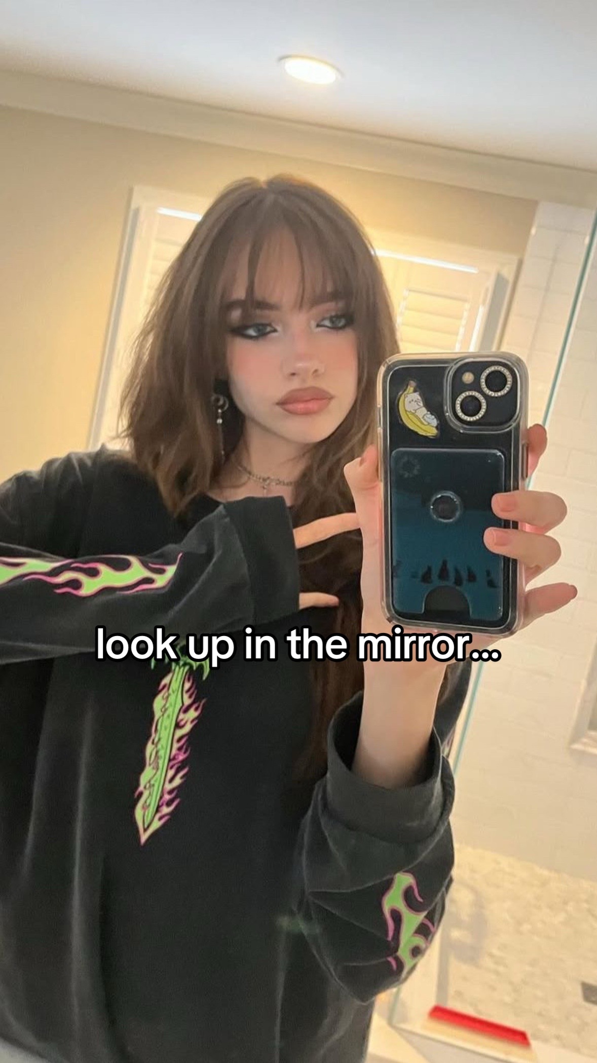 @🖤