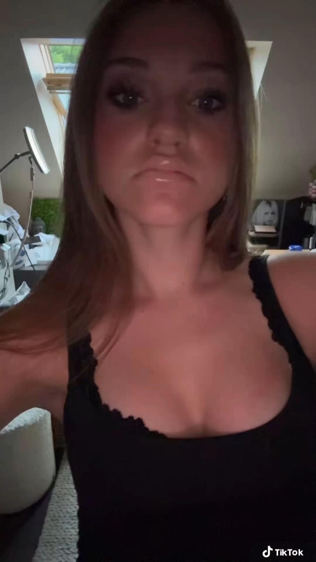 @Ella Luca
