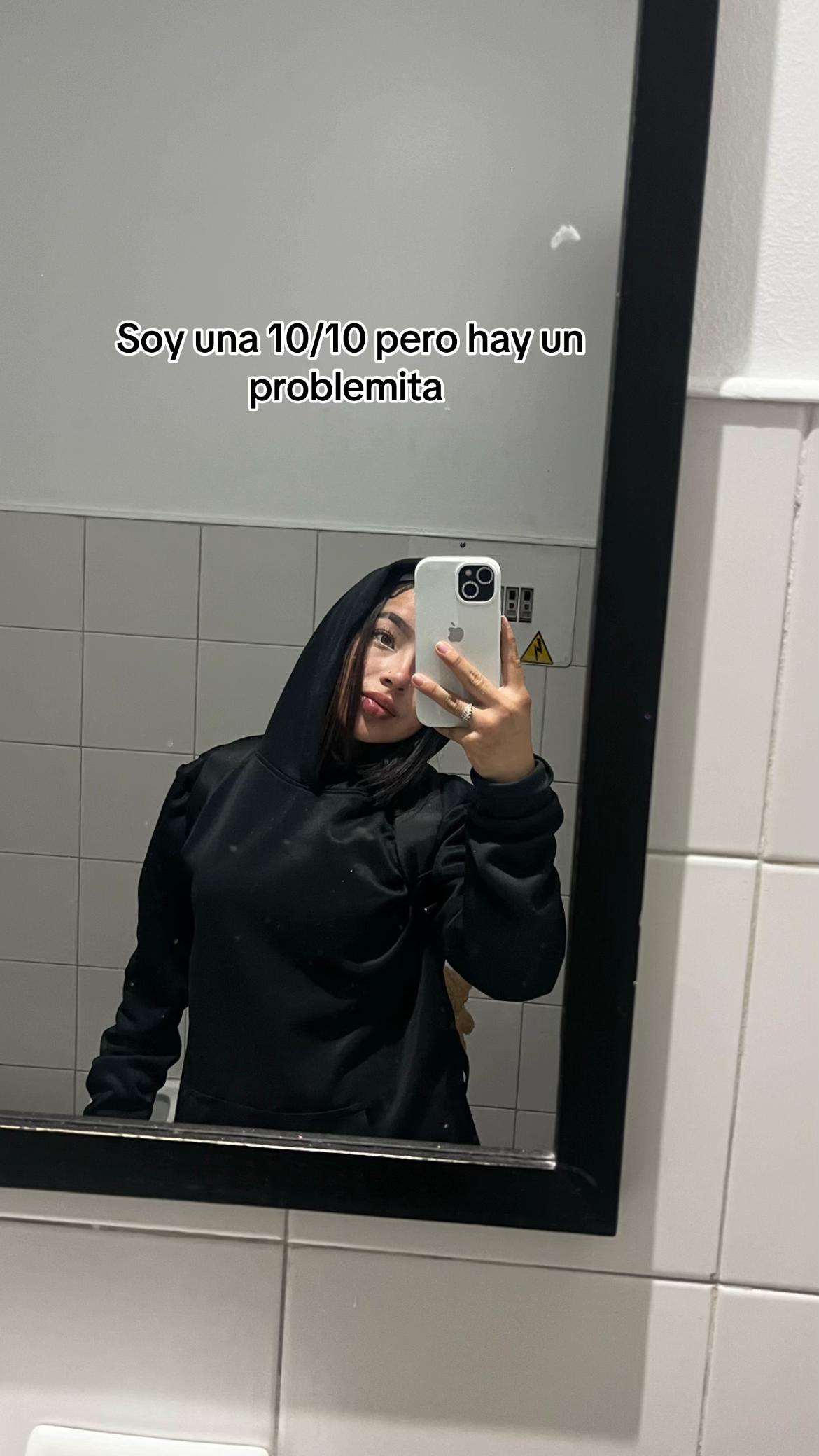 @Ari 🤍.
