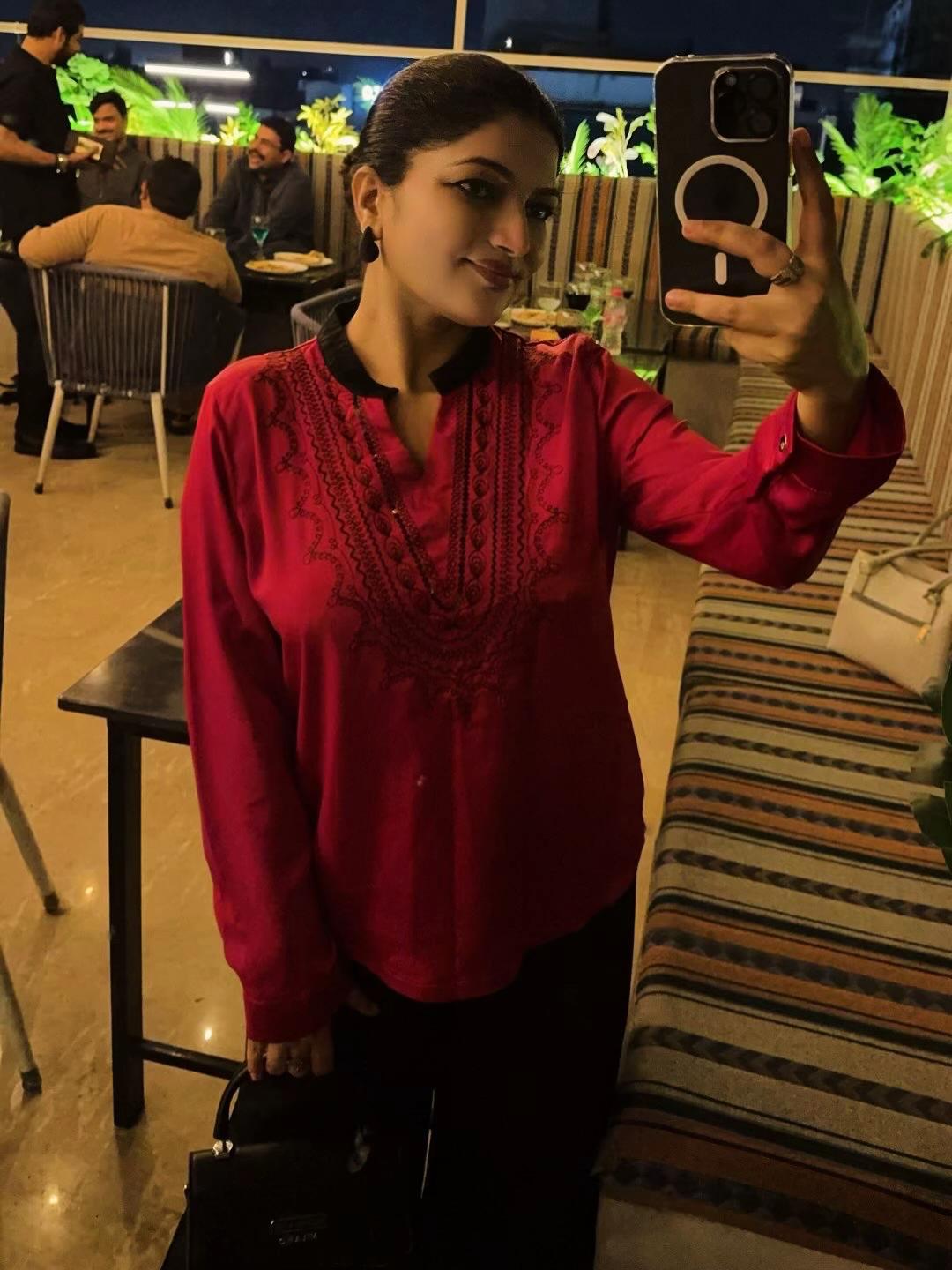 @HeyItsRida
