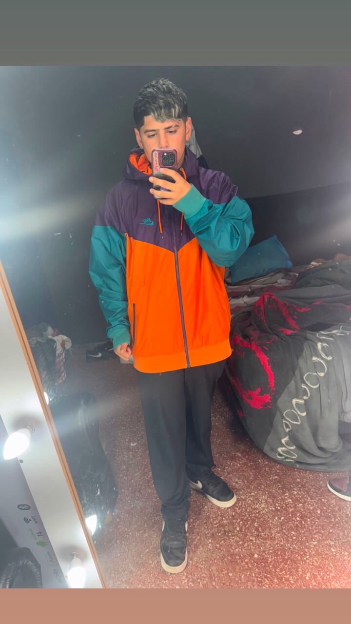 @Lucass.1974