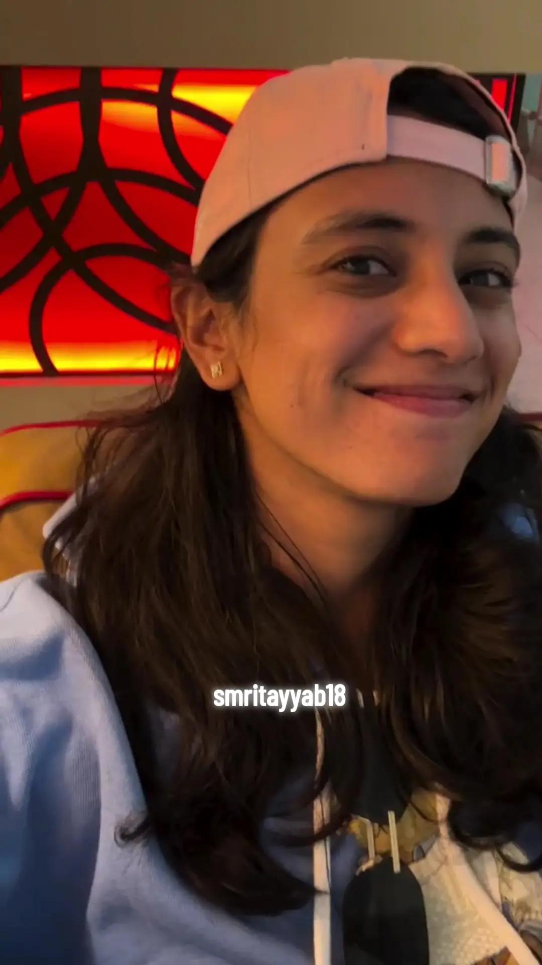 @Smriti Mandhana 18