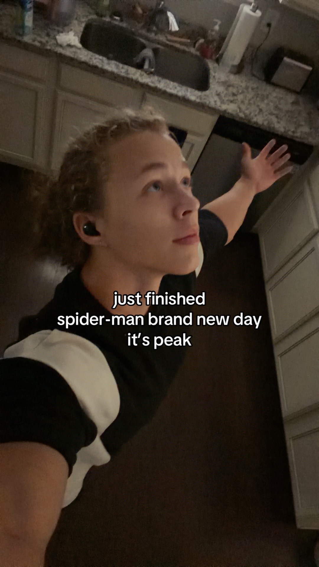 @𝔏𝔞𝔫𝔡𝔬𝔫 𝔭𝔦𝔢𝔯𝔠𝔢𝔯