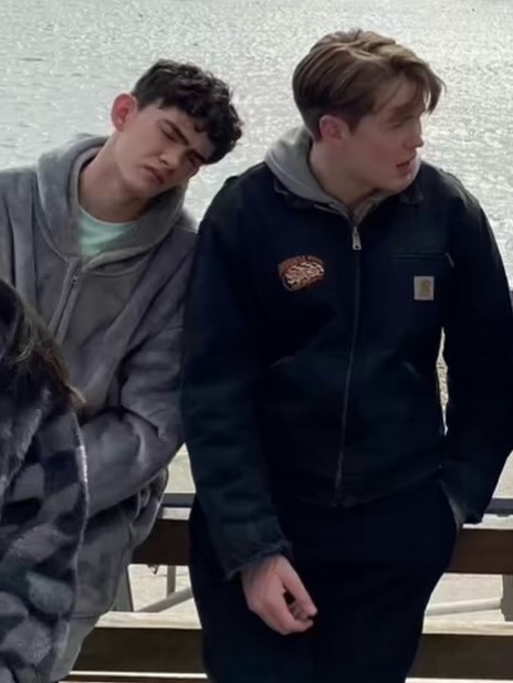@𝘡𝘪𝘢ఌ