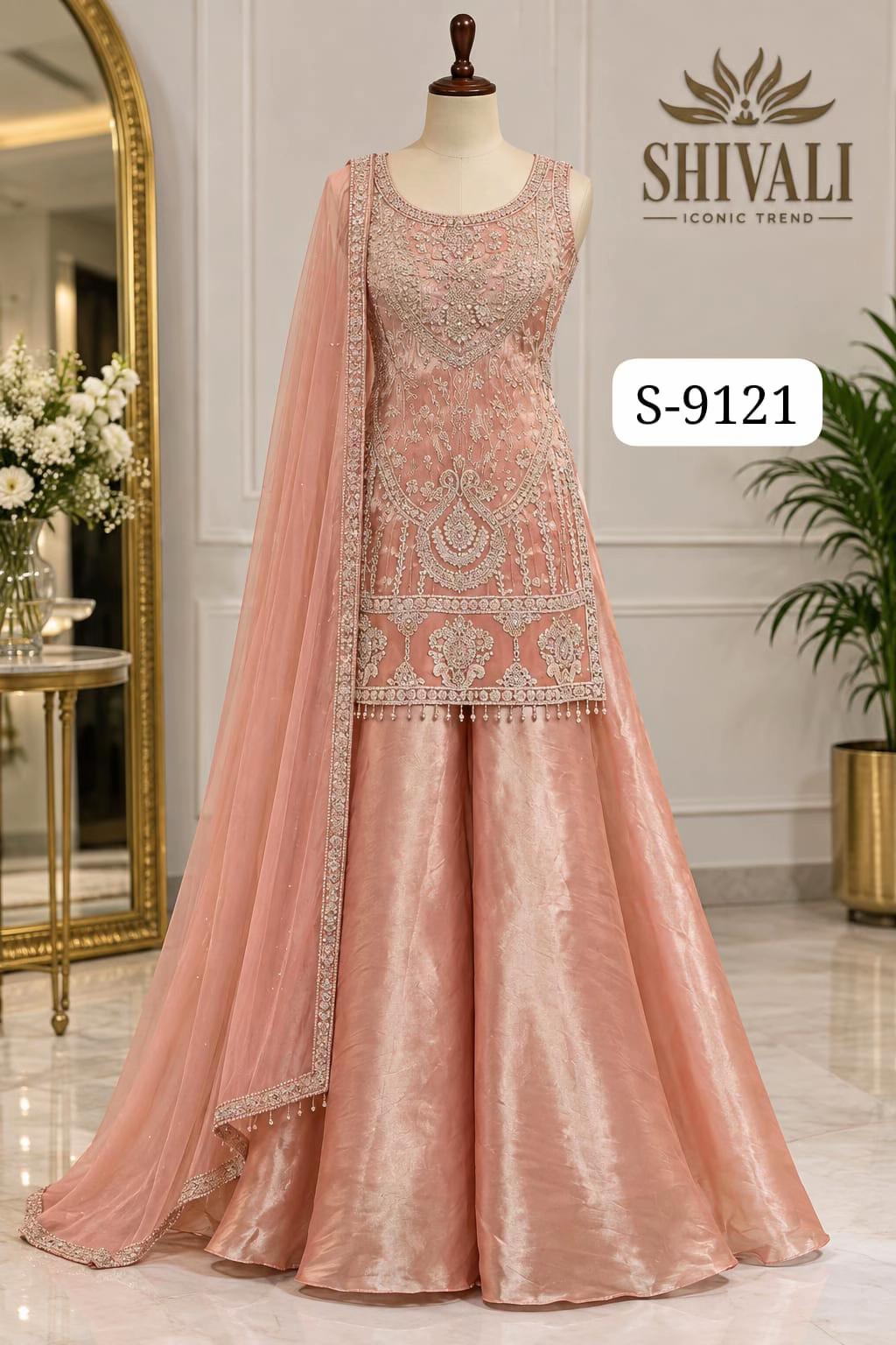 @Abirami A Fashion-Story