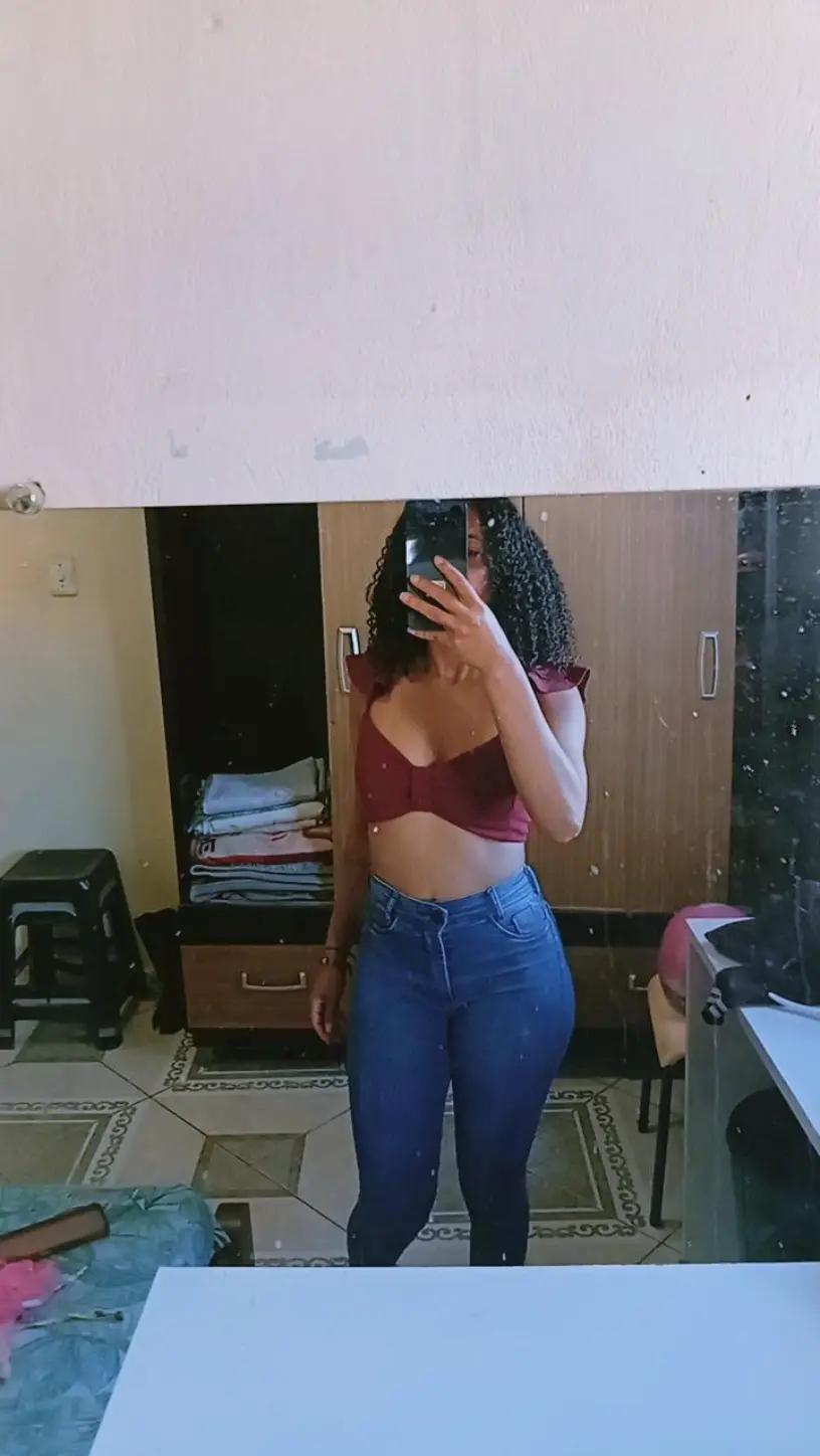 @Majúu leão
