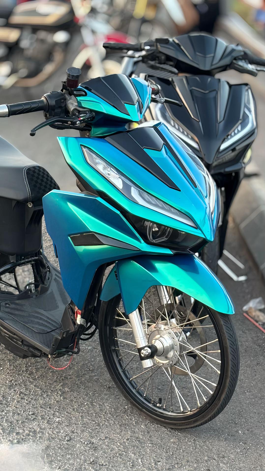 @Varcokx𝘼𝙎𝙄𝙓𝙓