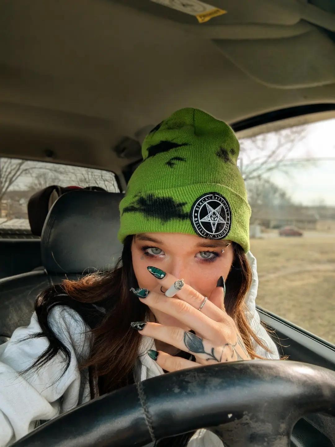 @xoxo-caitlin🖤