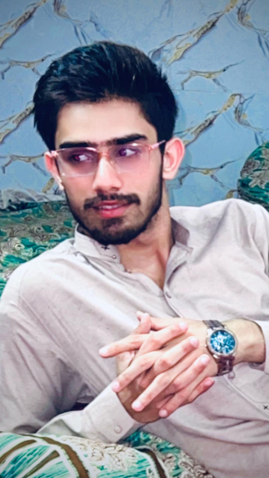 @student2k05