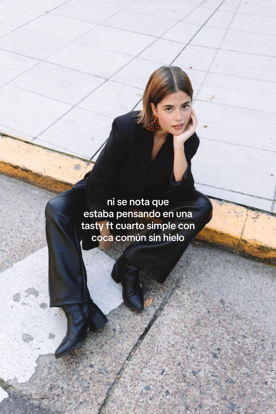@this is lara sanchez ★