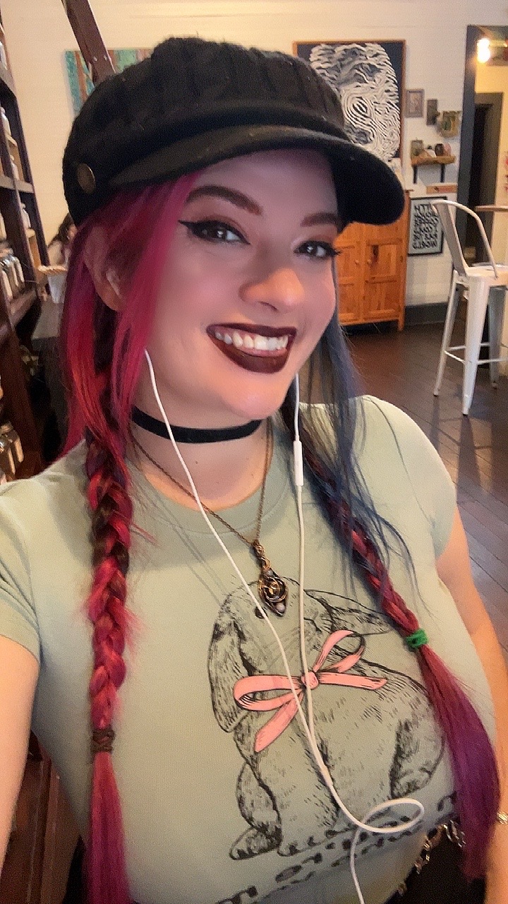 @Nebby 🖤🐉