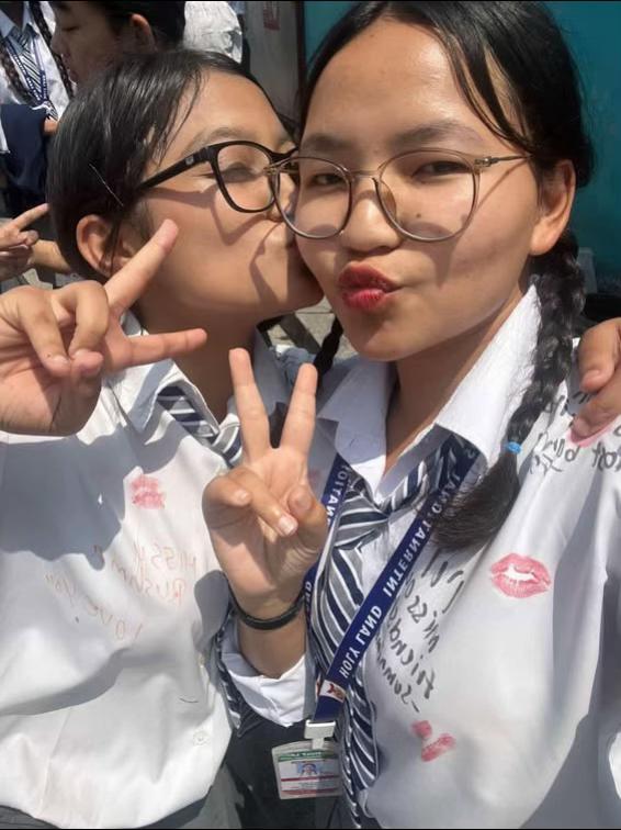 @mira pradhan🌼