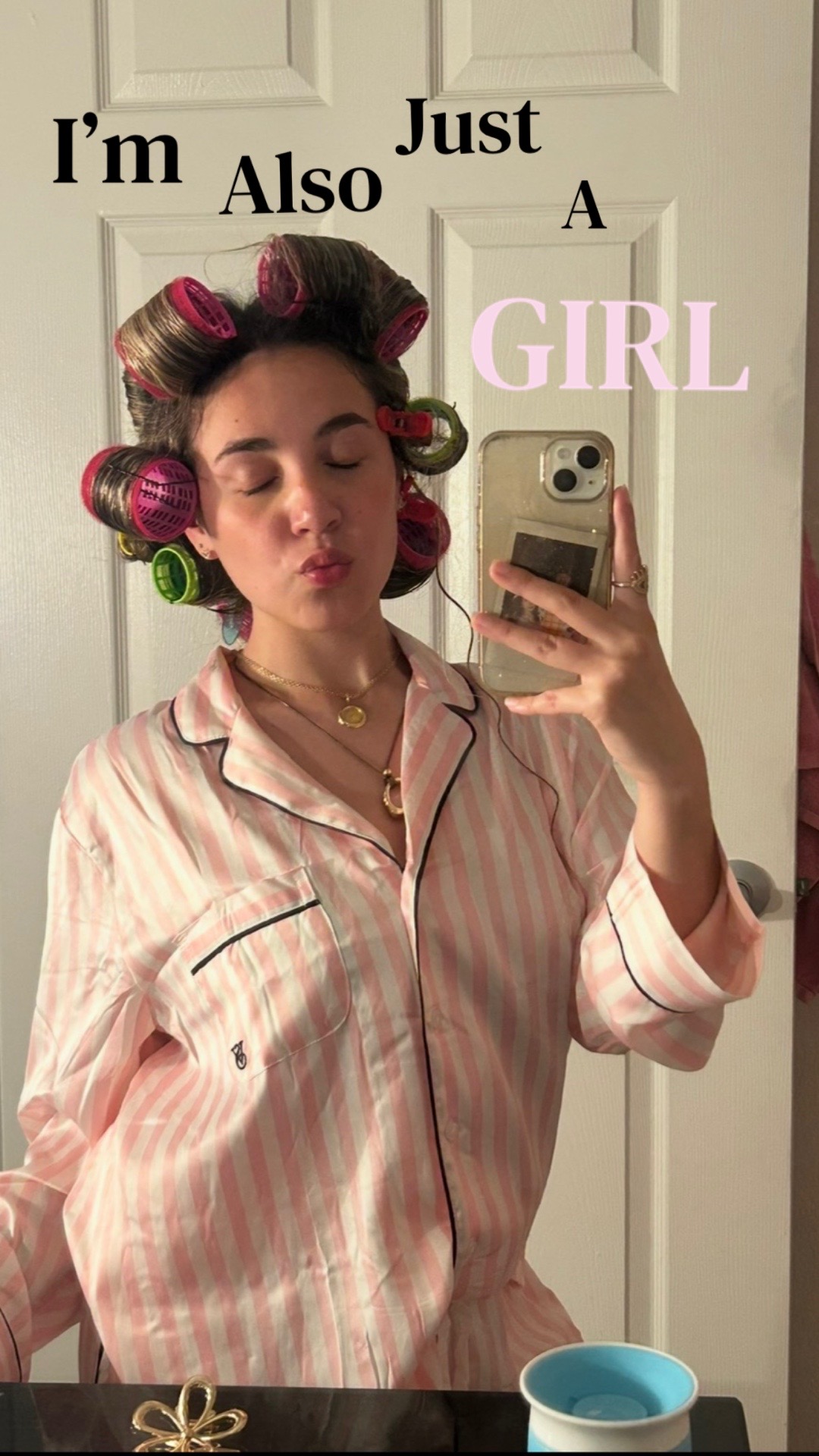 @<3