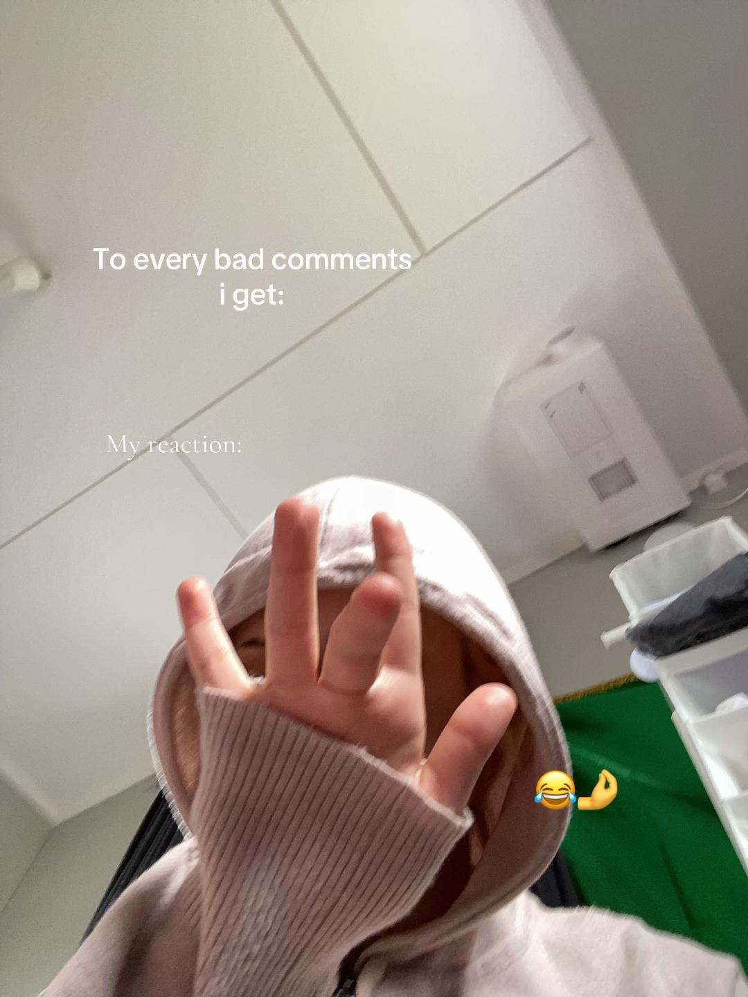 @𝒵