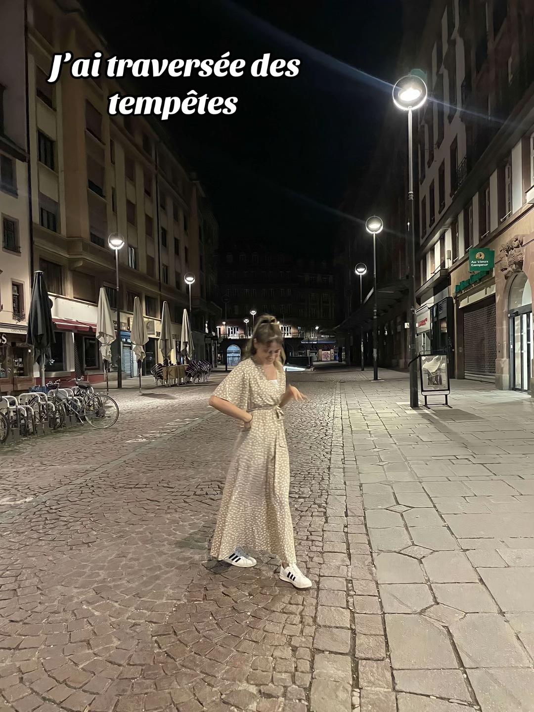 @٤ 💃🏼