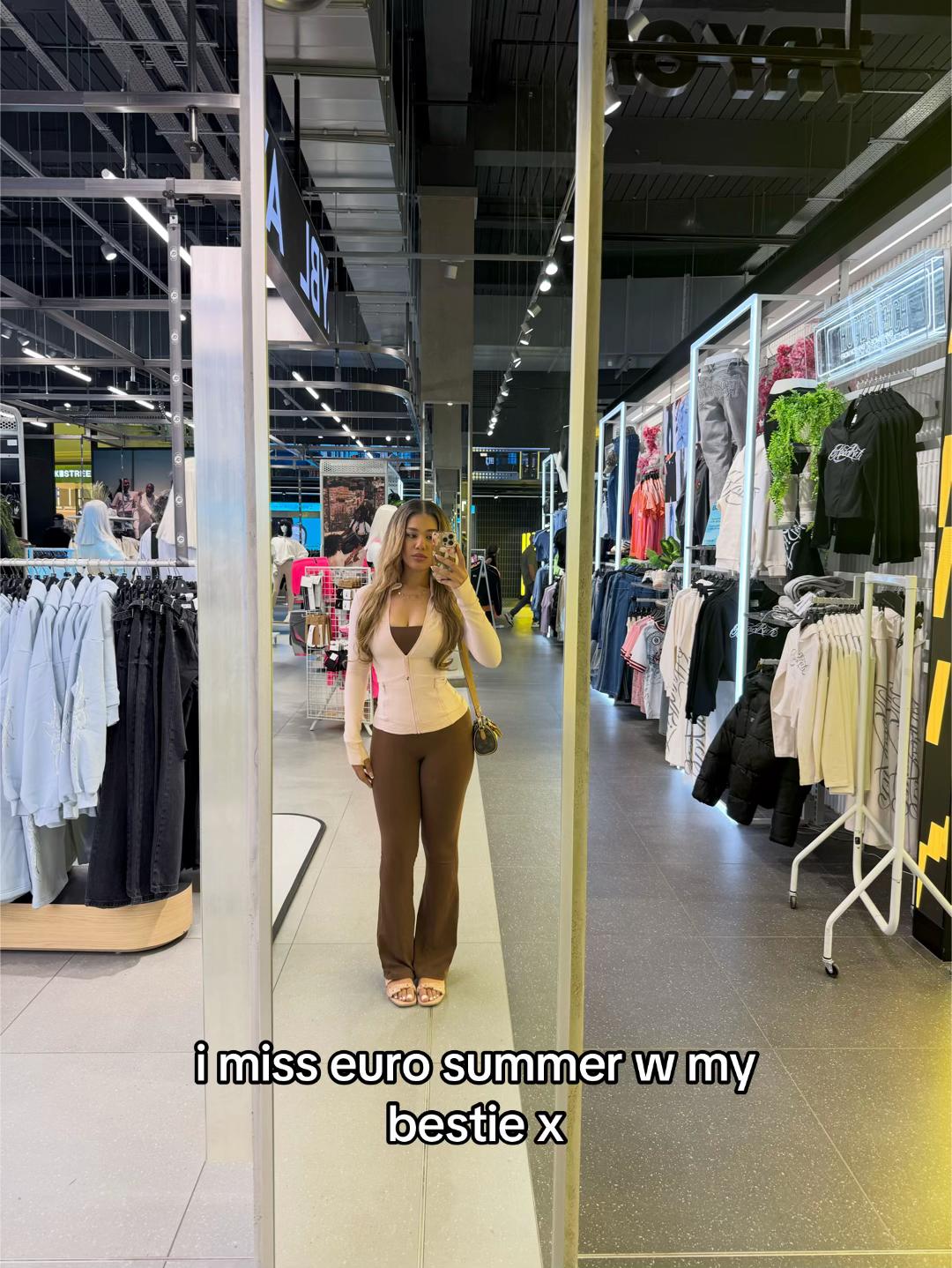 @tiana