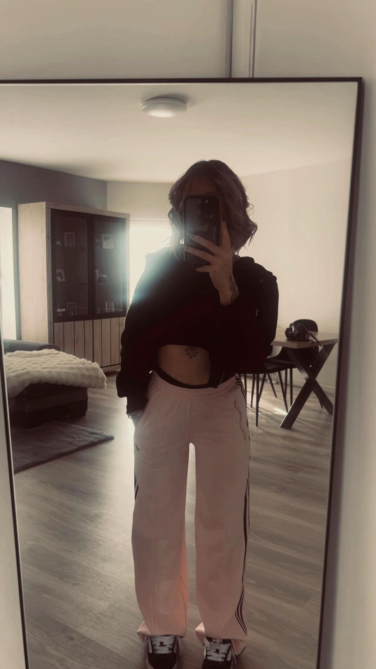@Lªurrie🫶🏼
