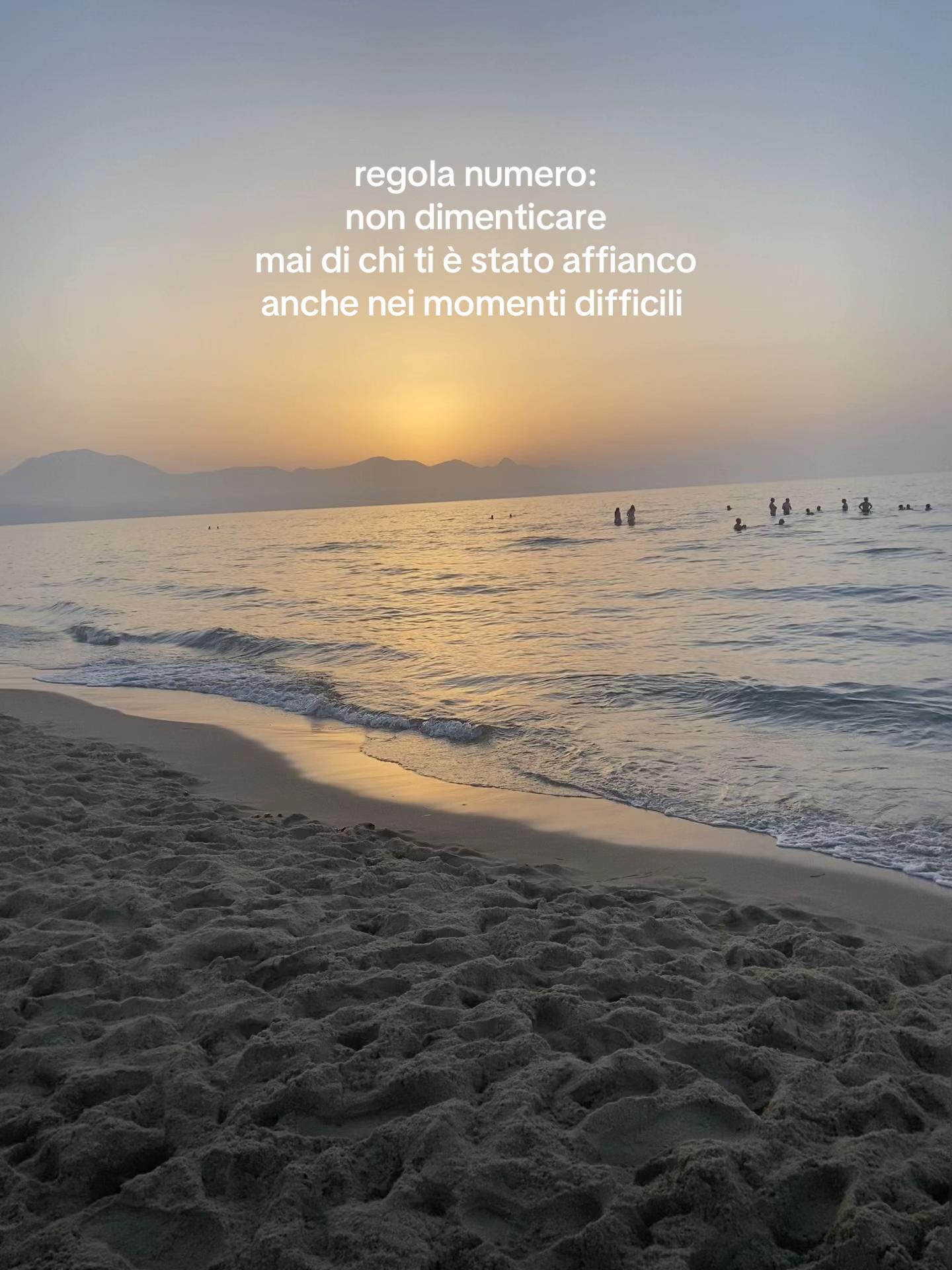 @🎭