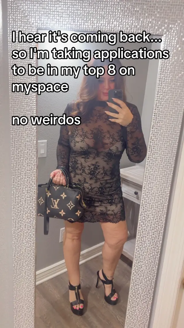 @bombshellbabeaz