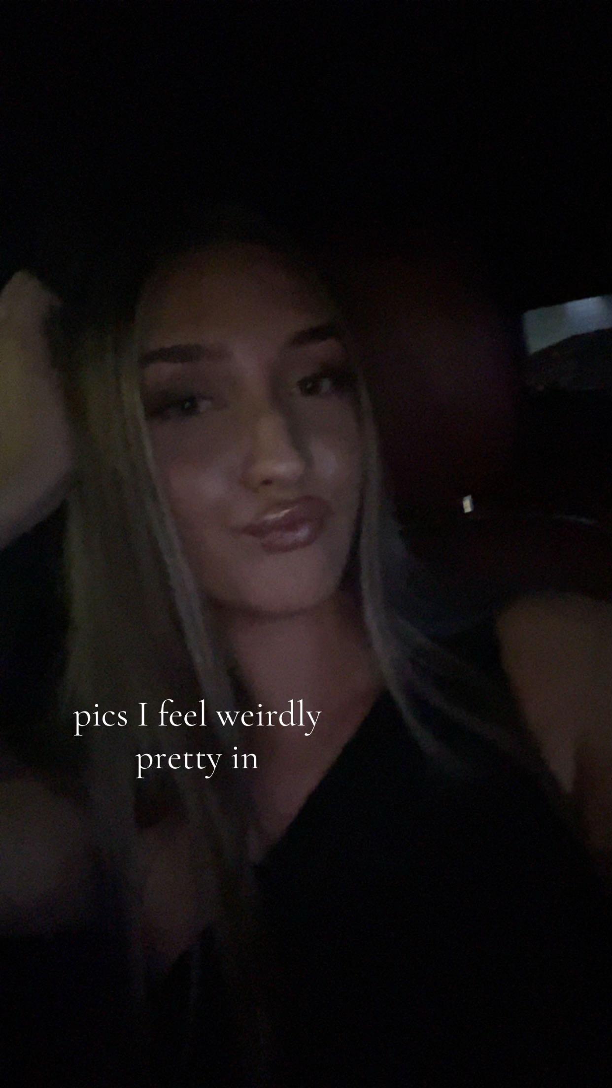 @𝓔