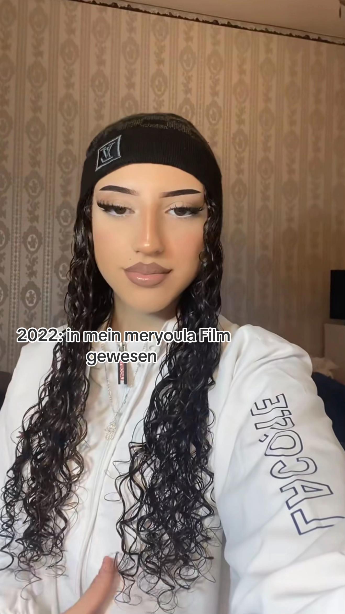 @chadia.mora