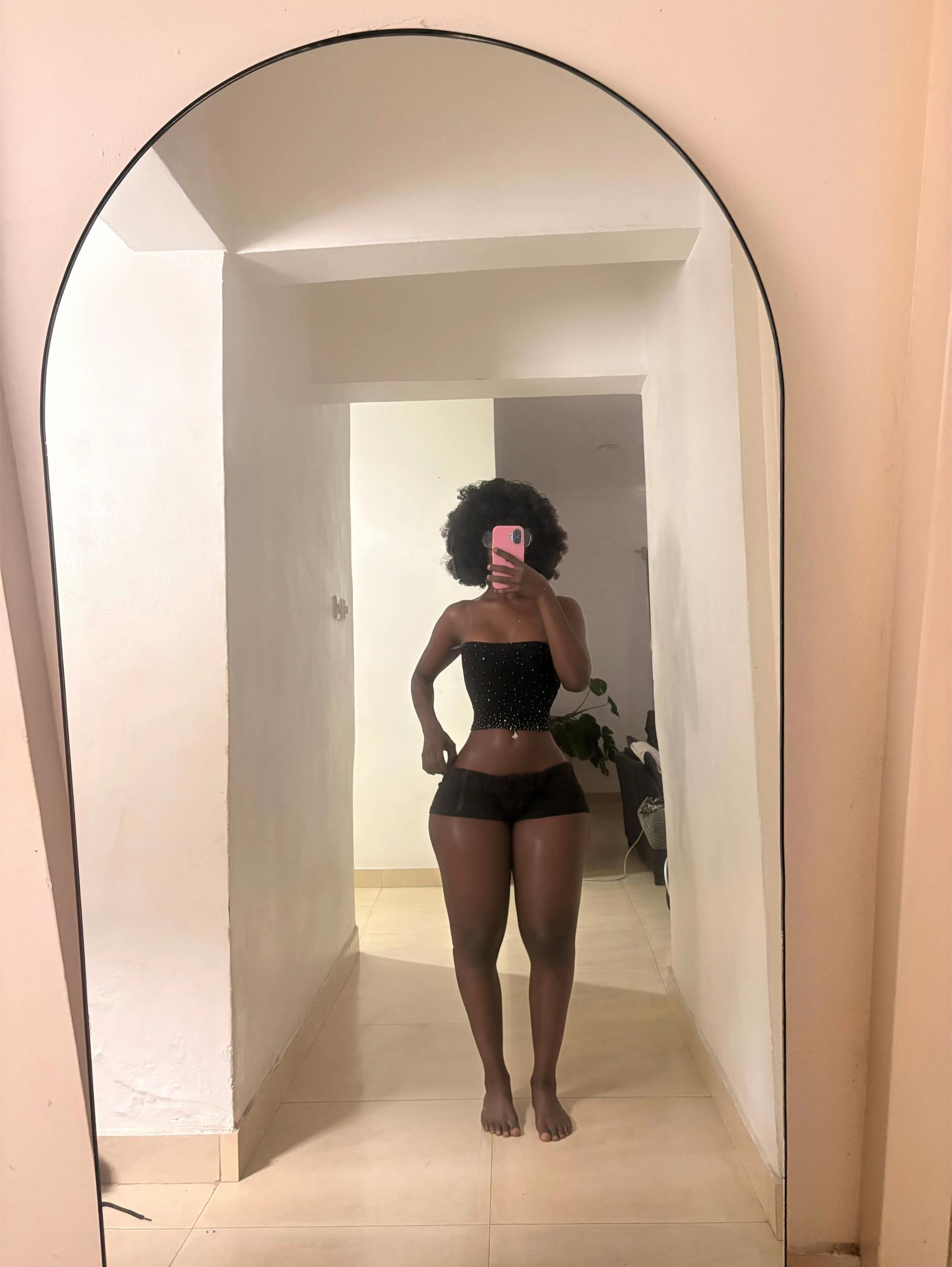 @FREDA💋❤️🍑