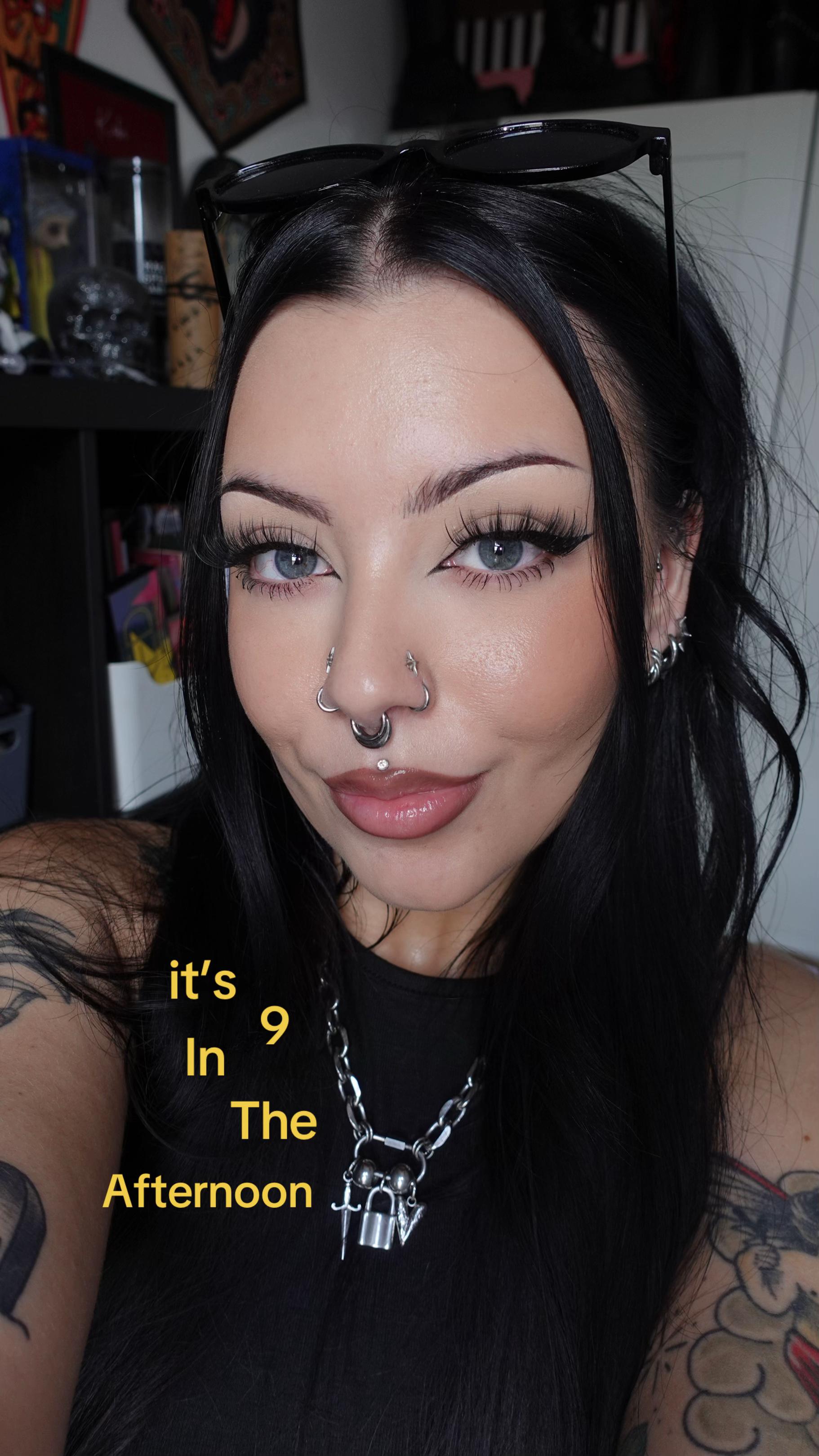 @kyra🕸️