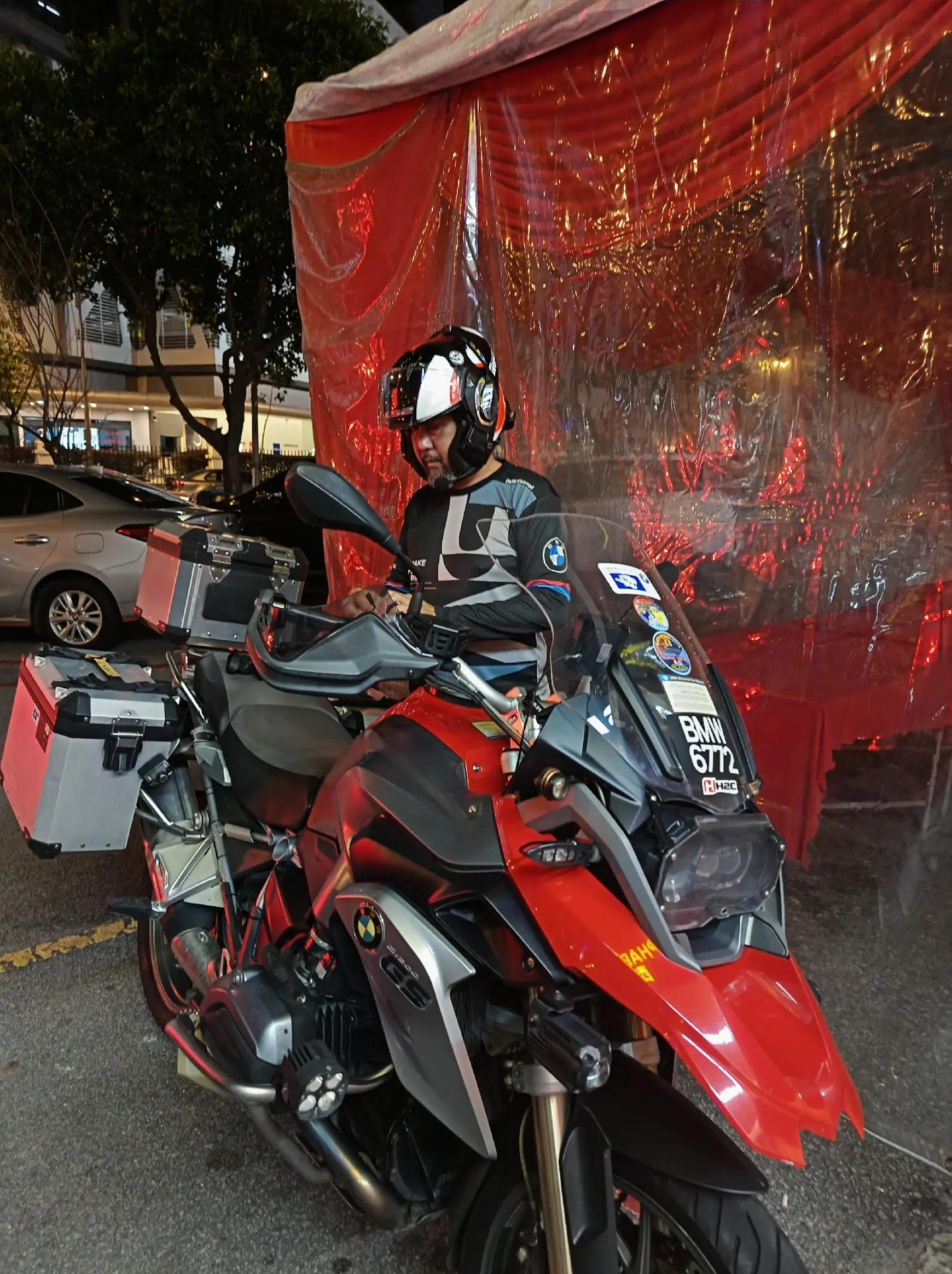 @ThisisD.ID