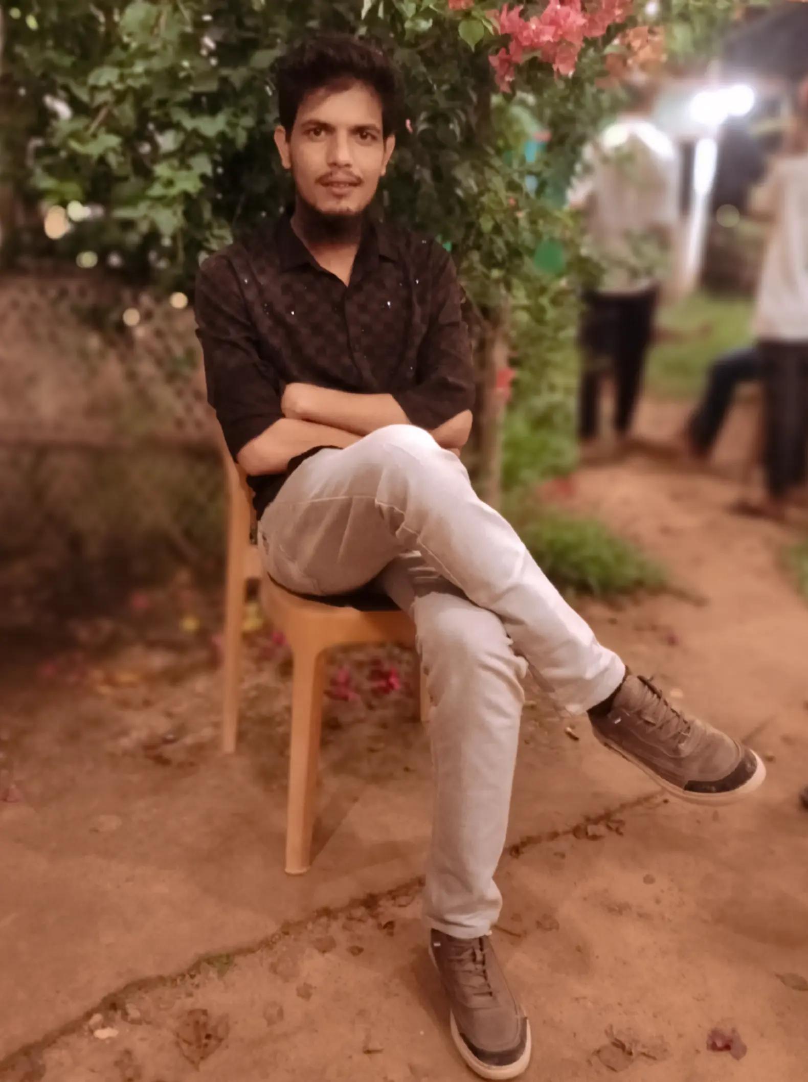 @M M REZUWARN KHAN