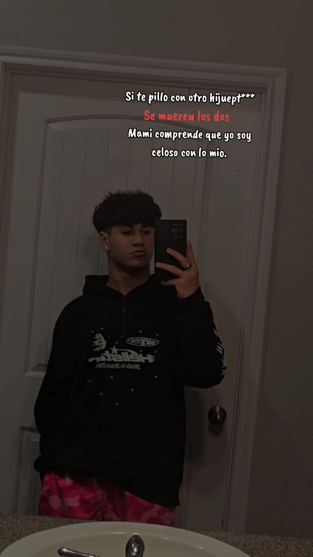 @𝑅𝑜𝑛𝑦𝑥__🎤⚡️
