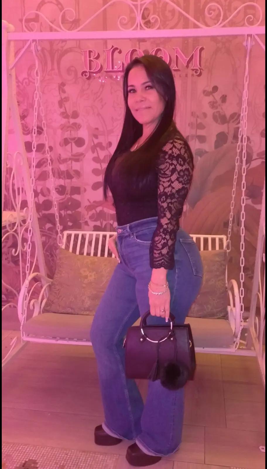 @🌻👑LA MU&Ntilde;ECA DE OSHUM 👑🌻