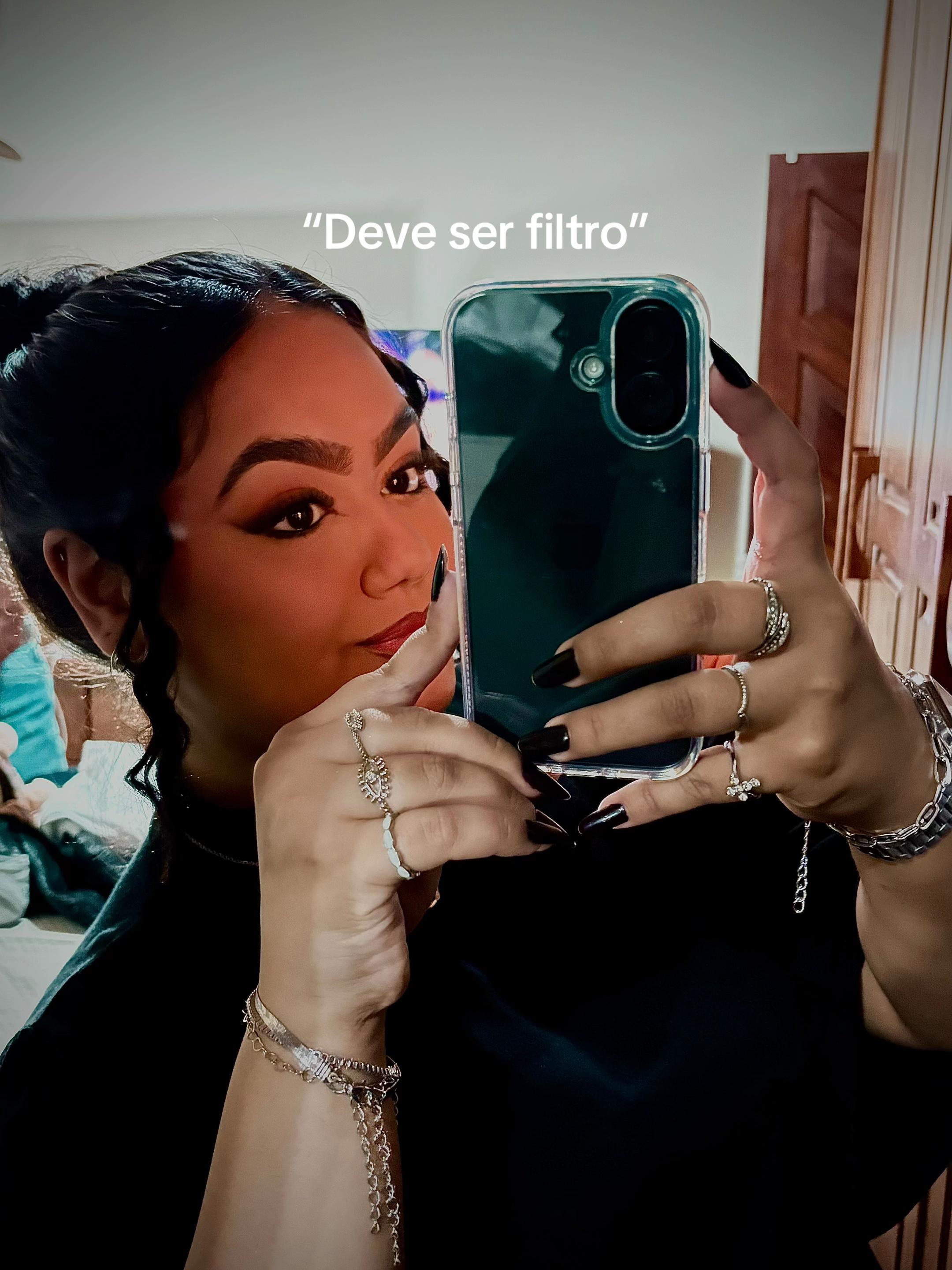 @Vict&oacute;ria Nogueira