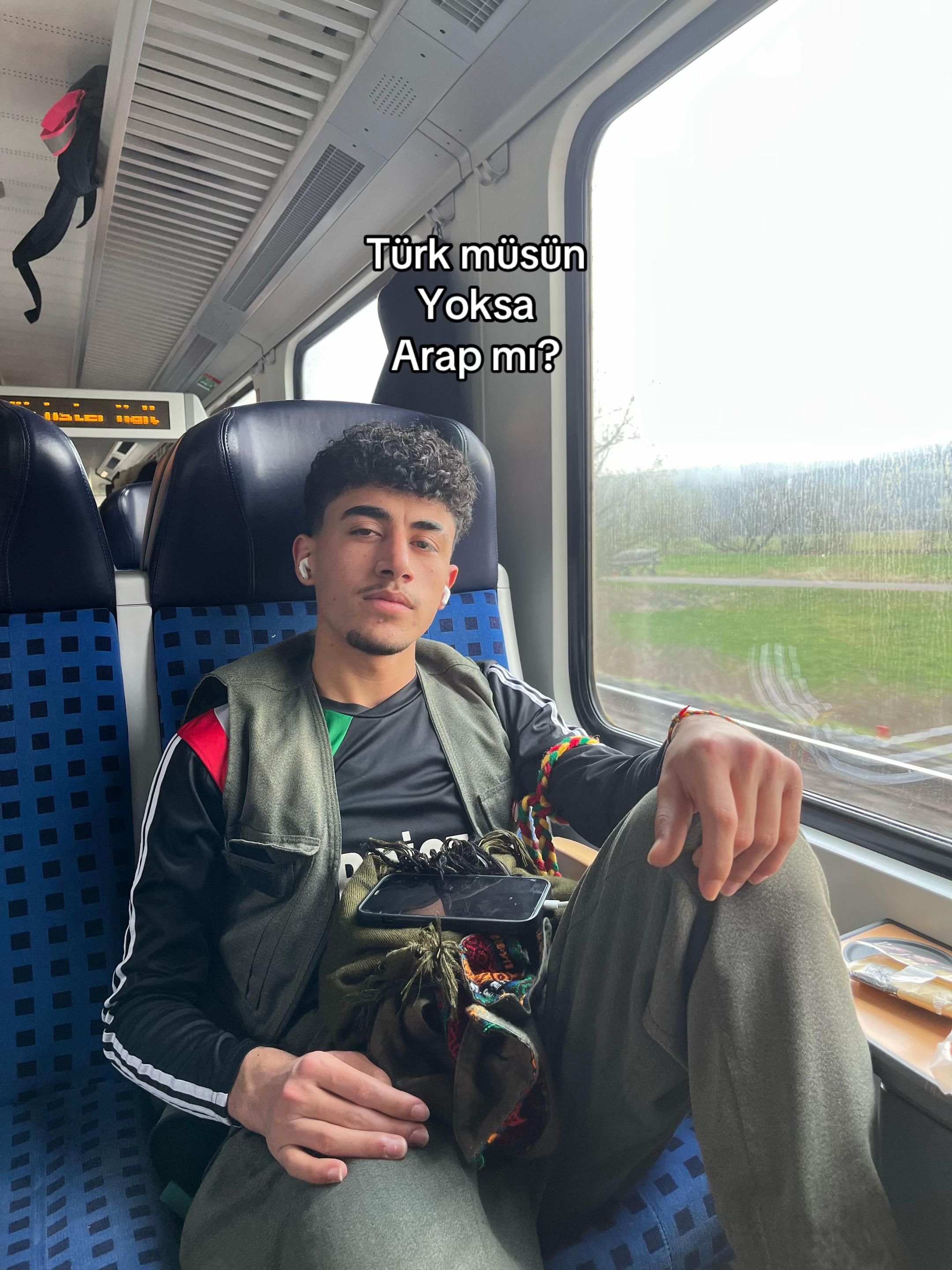 @𝑨𝑯𝑴𝑬𝑻