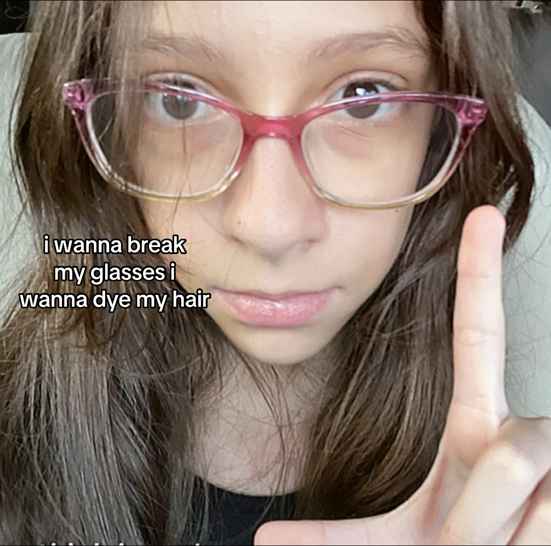 @🧟♀️
