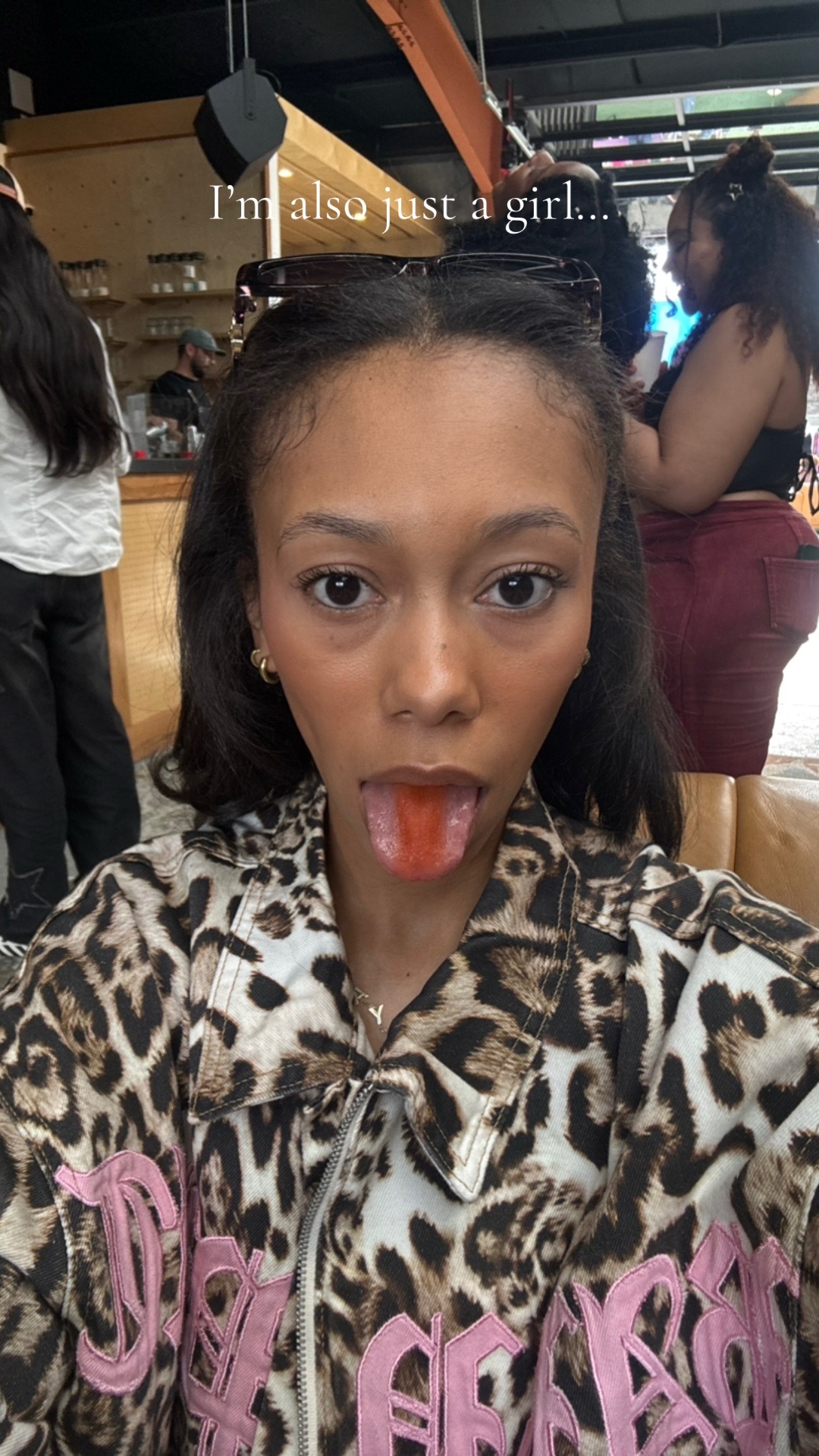 @AYSIA NICOLE