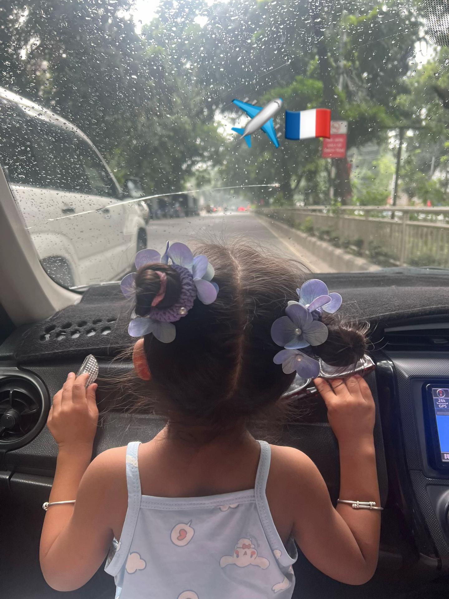 @Dimple Anat🎀✈️🇨🇵