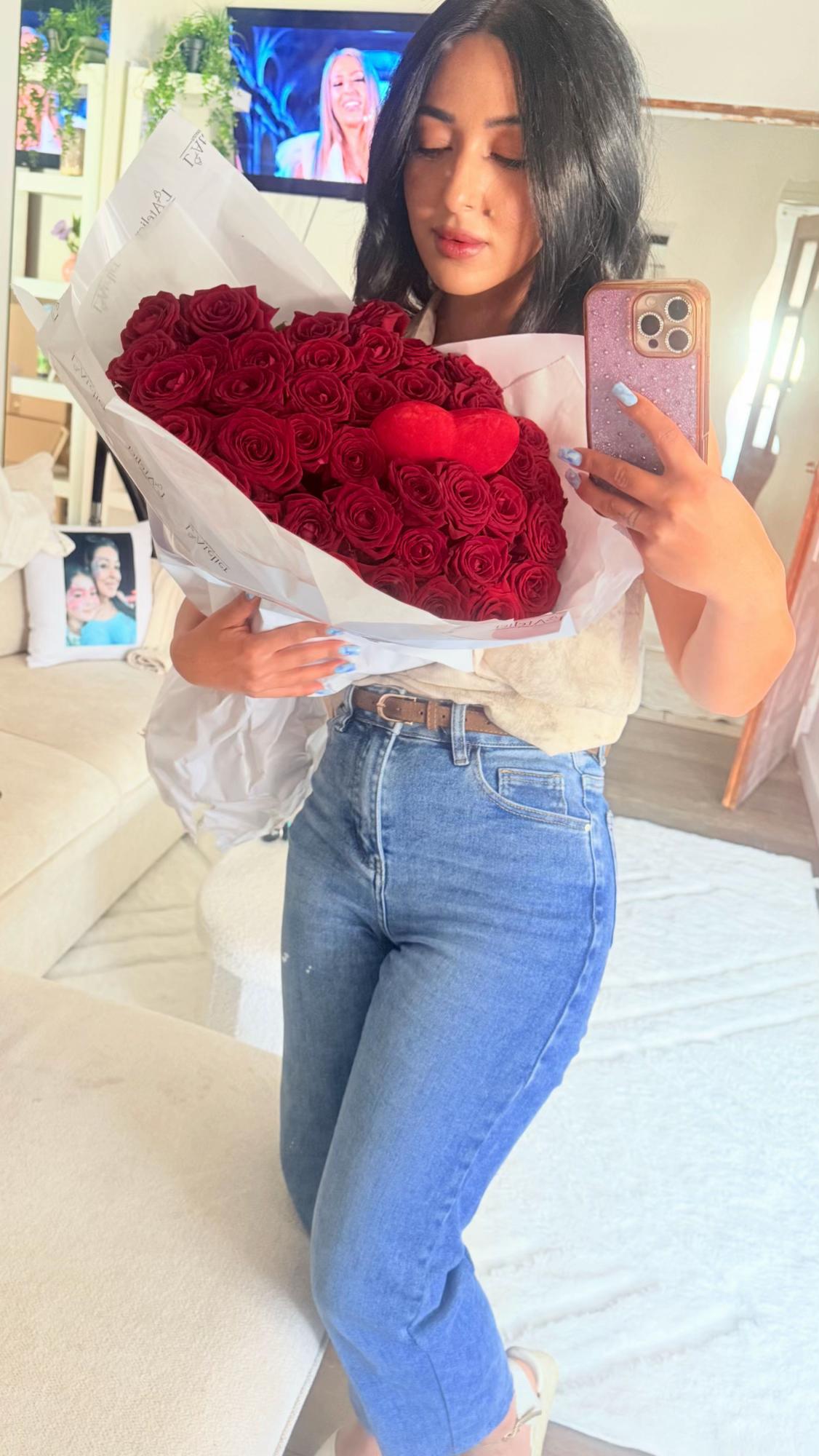 @Iulia