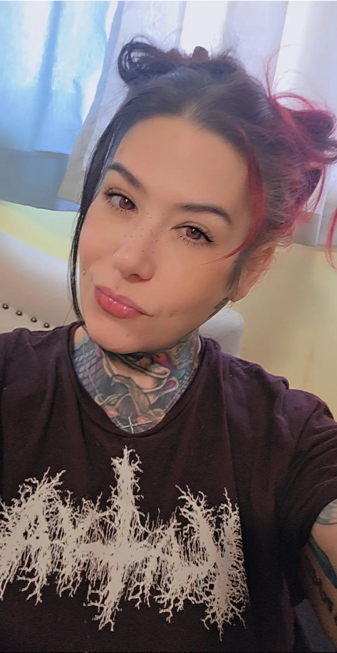 @Magenta Marie