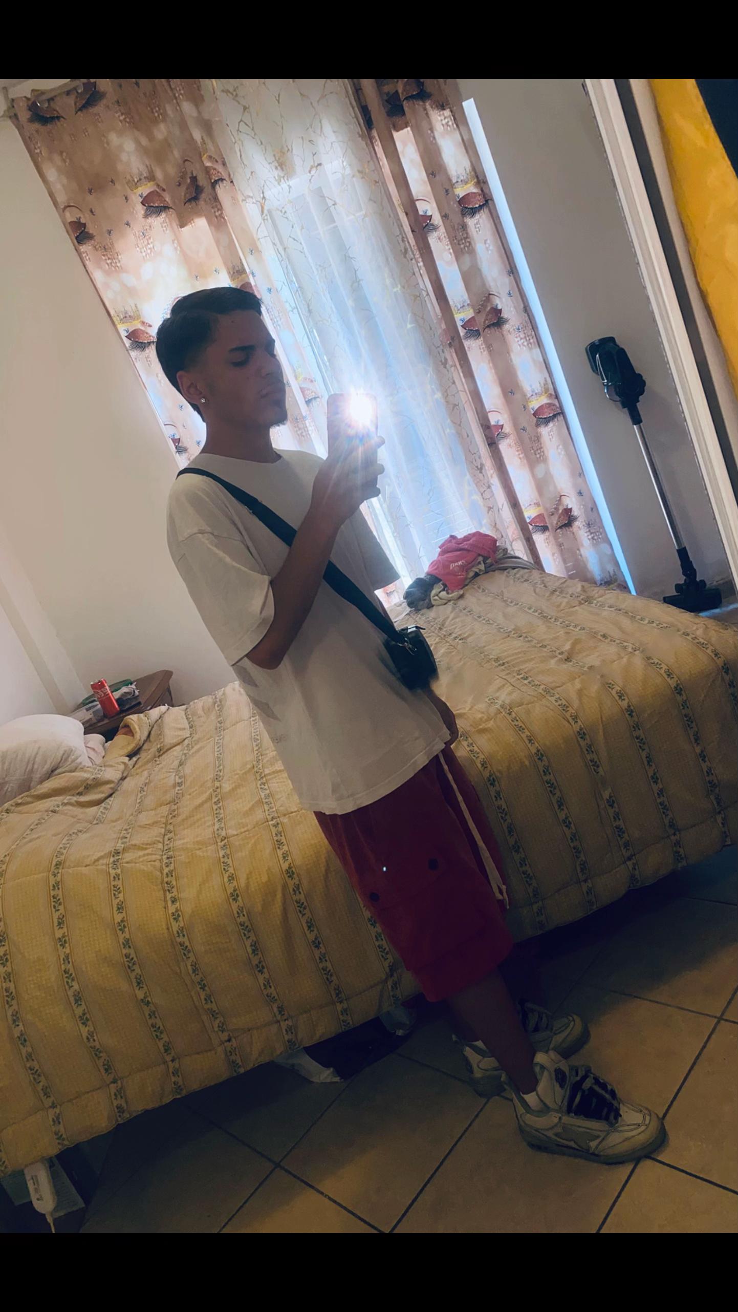 @_angelo_00