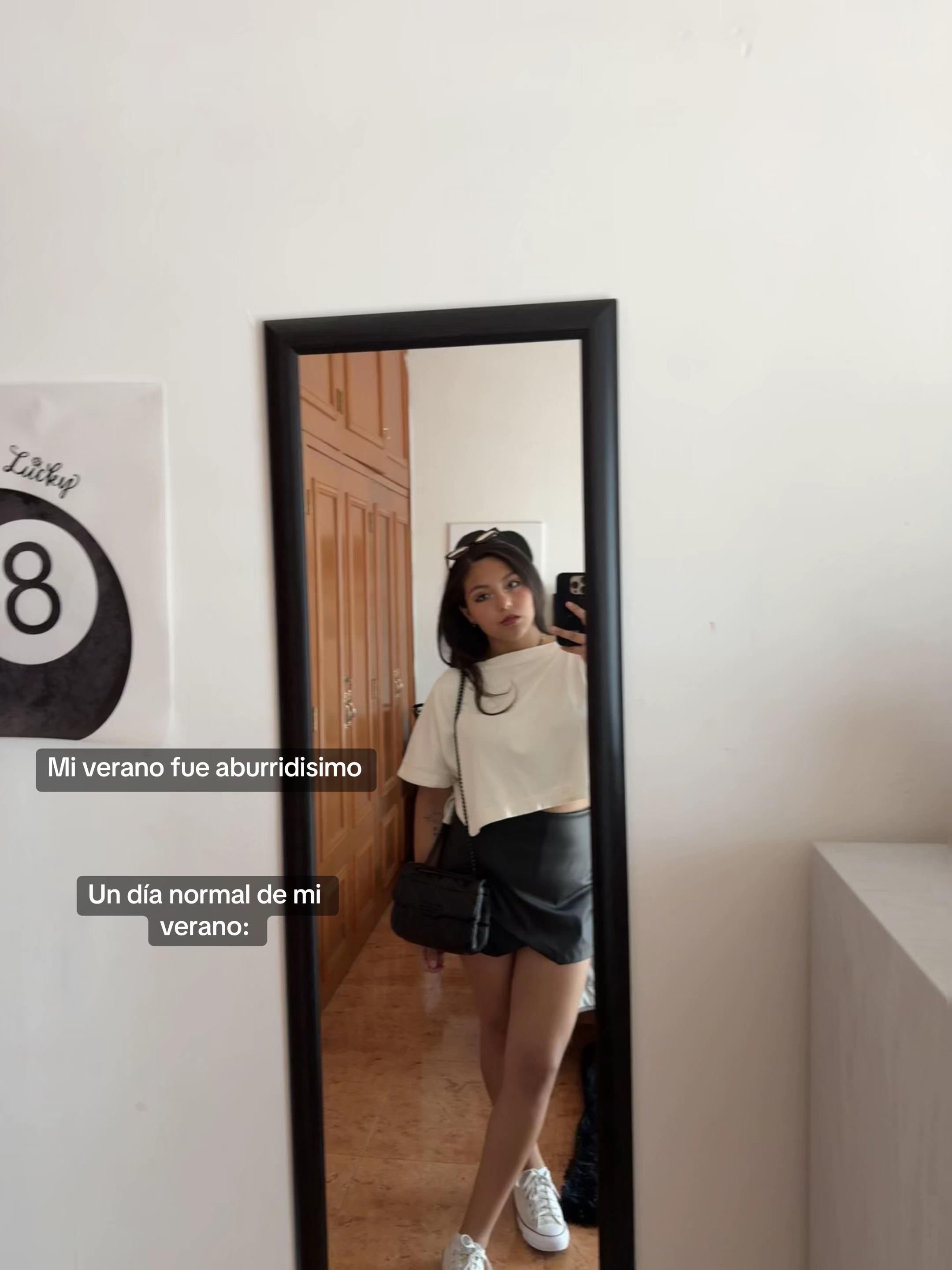 @Pamela Lisette