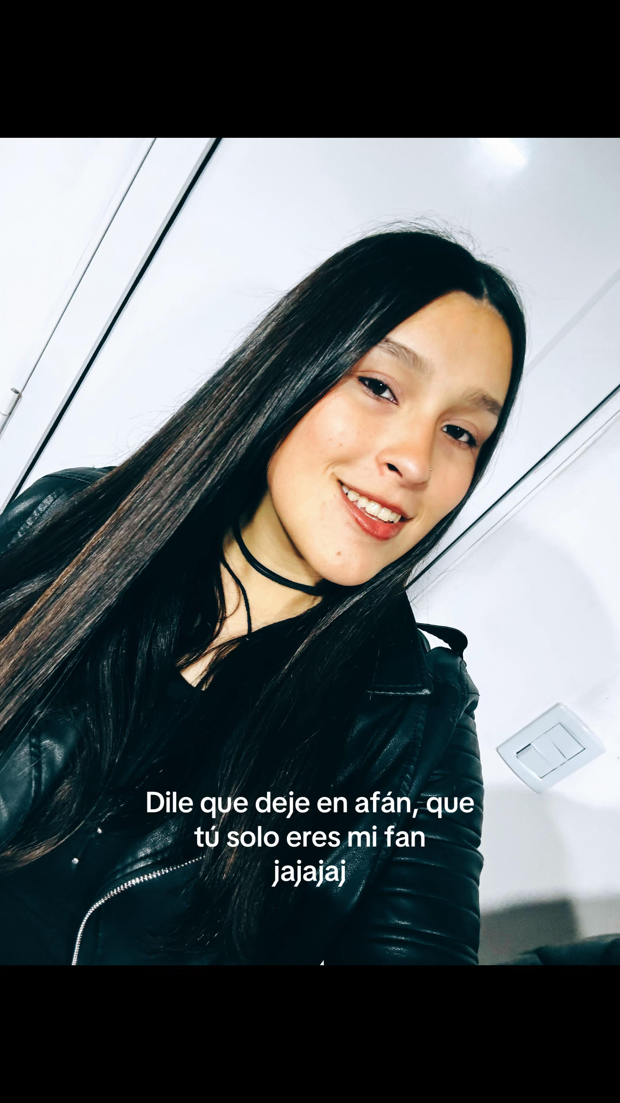 @Emii ✨