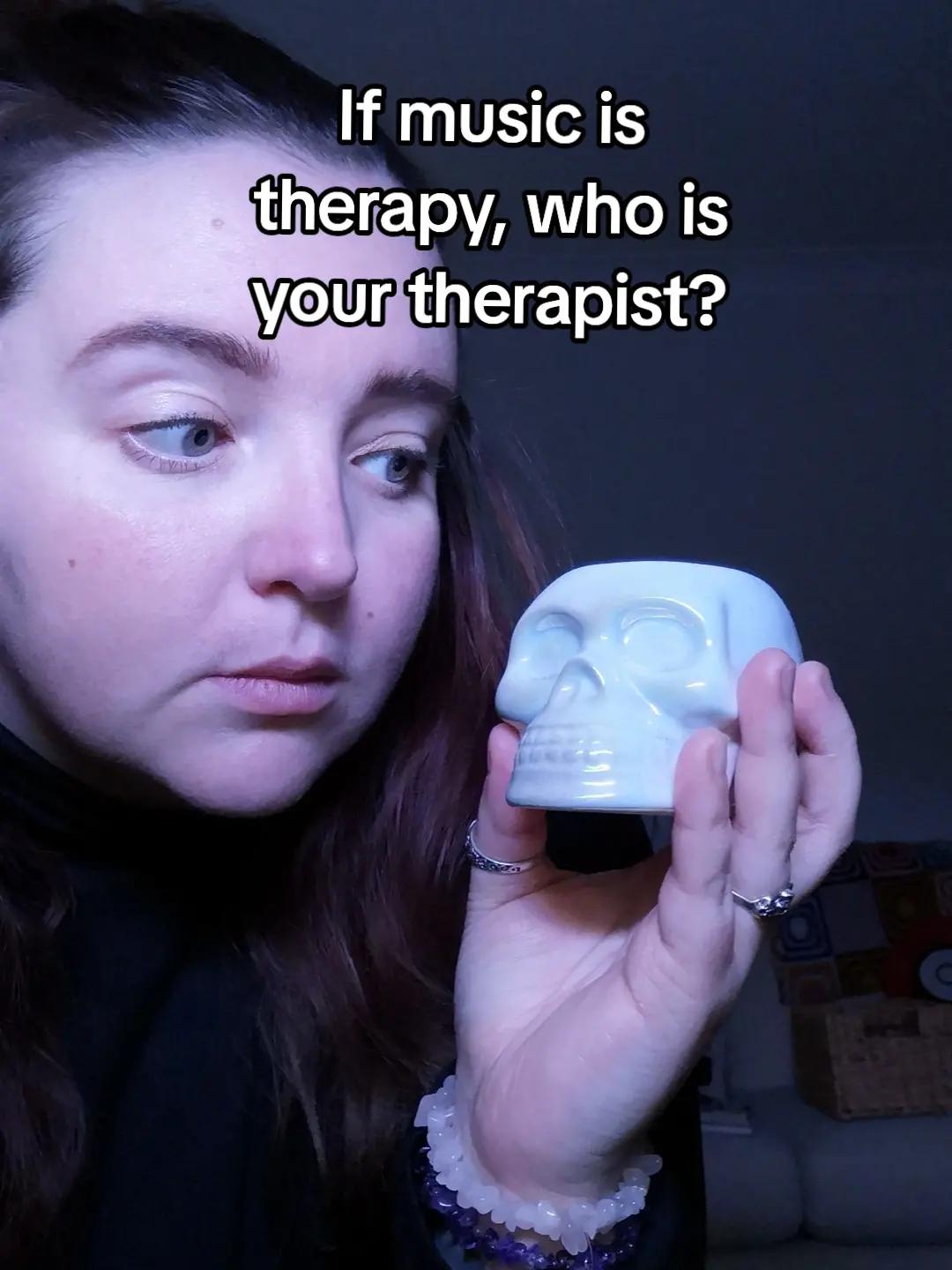 @Abbie ✨️🔮⛓️
