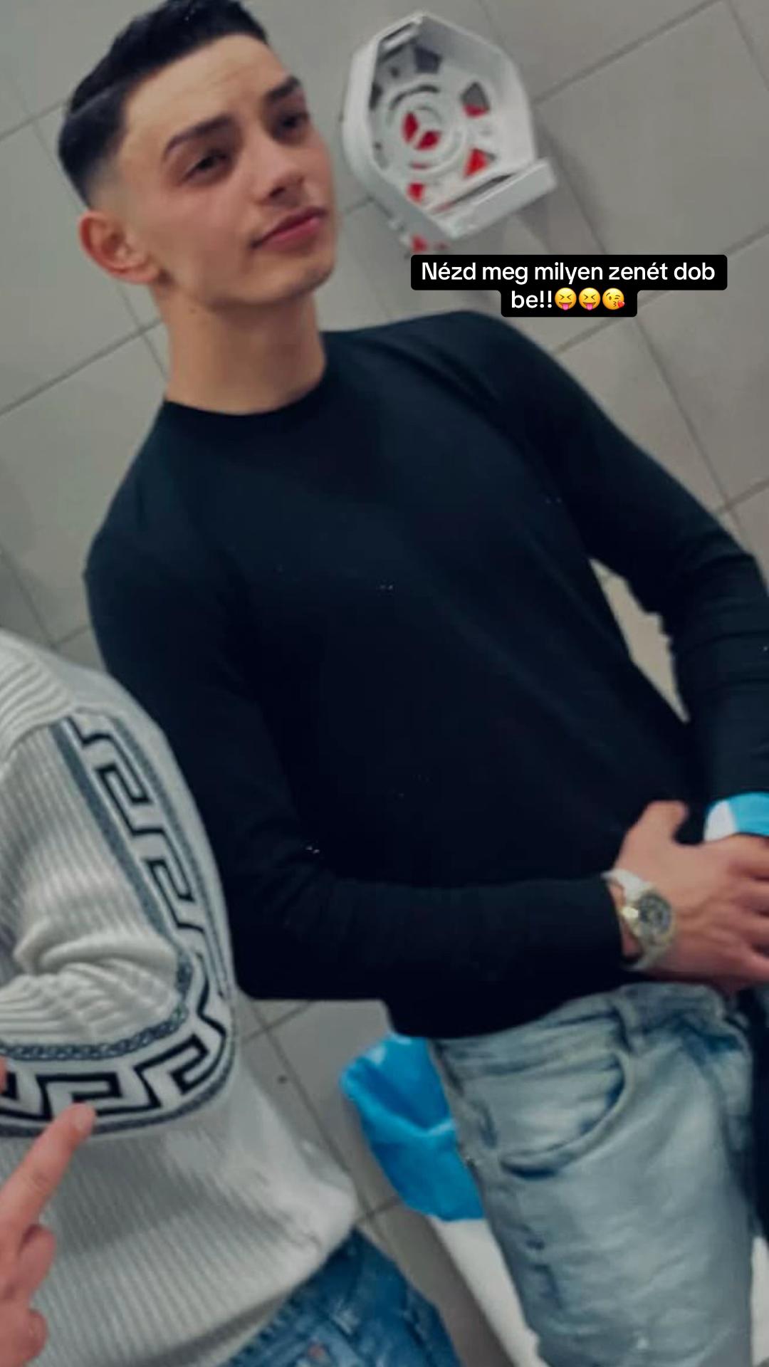 @Ro🅱️ert nagy❤️&zwj;🔥
