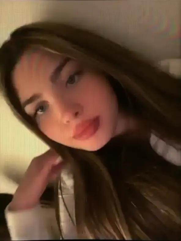 @𝓡𝓞𝓑𝓔💋