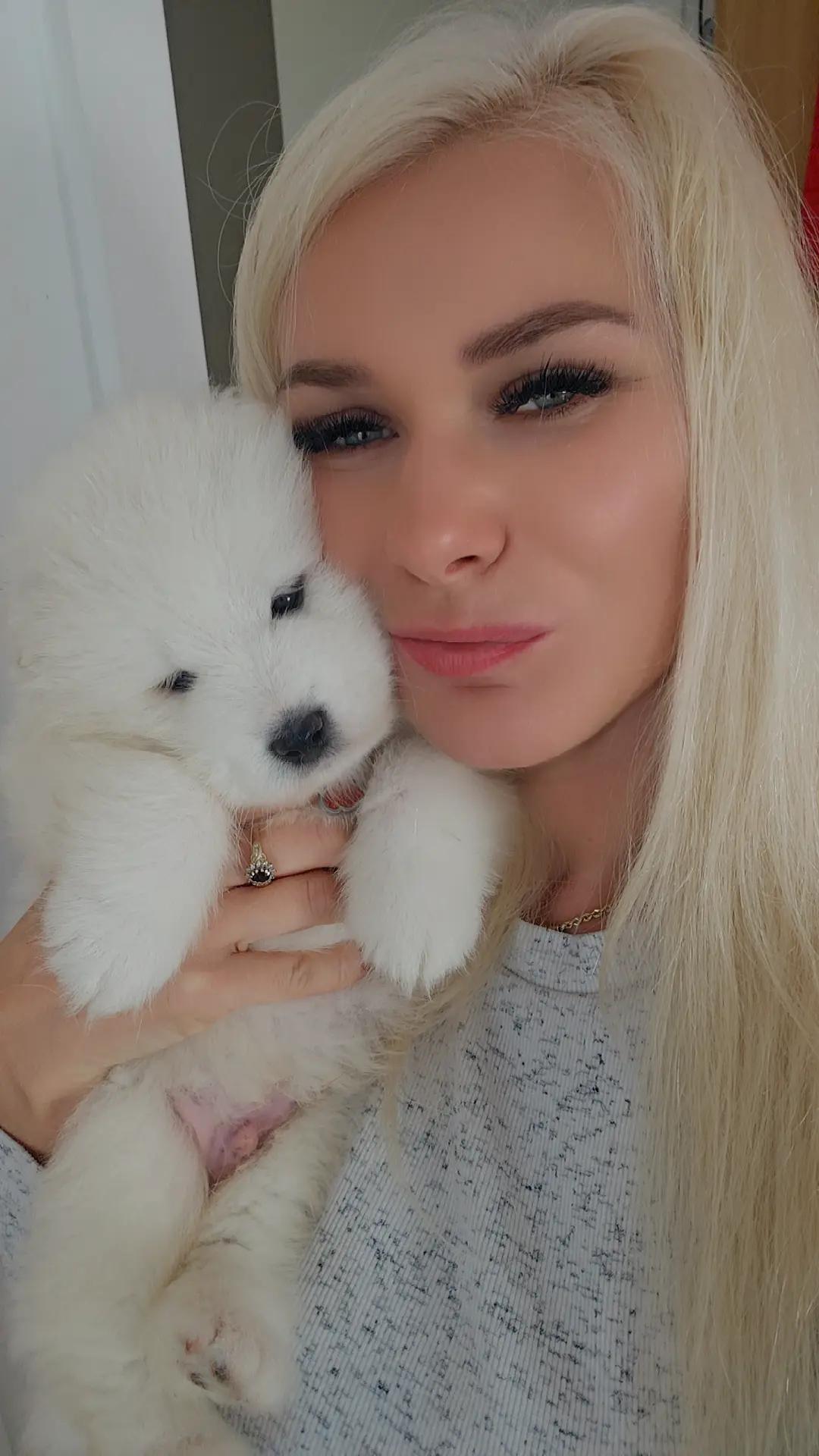 @Samojedowe🐶🇵🇱love🇬🇧 Żona