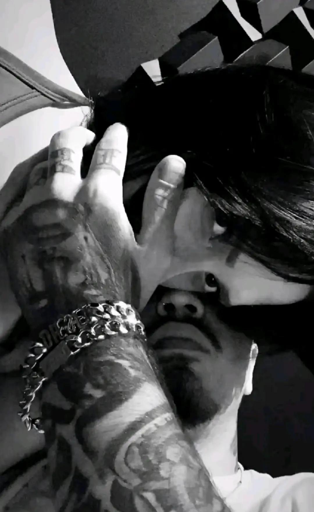 @u_trak
