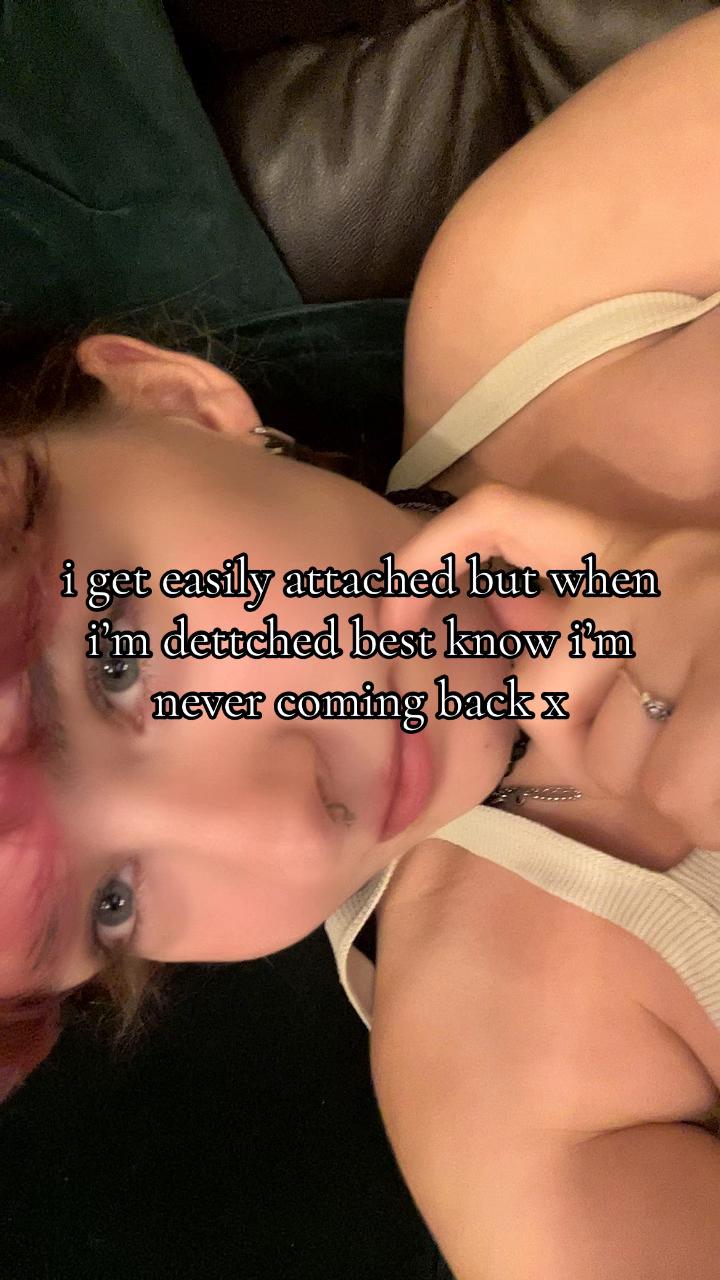 @𝔏𝔞𝔲𝔯𝔢𝔫𝔐𝔦𝔠𝔥𝔢𝔩𝔩𝔢🦇