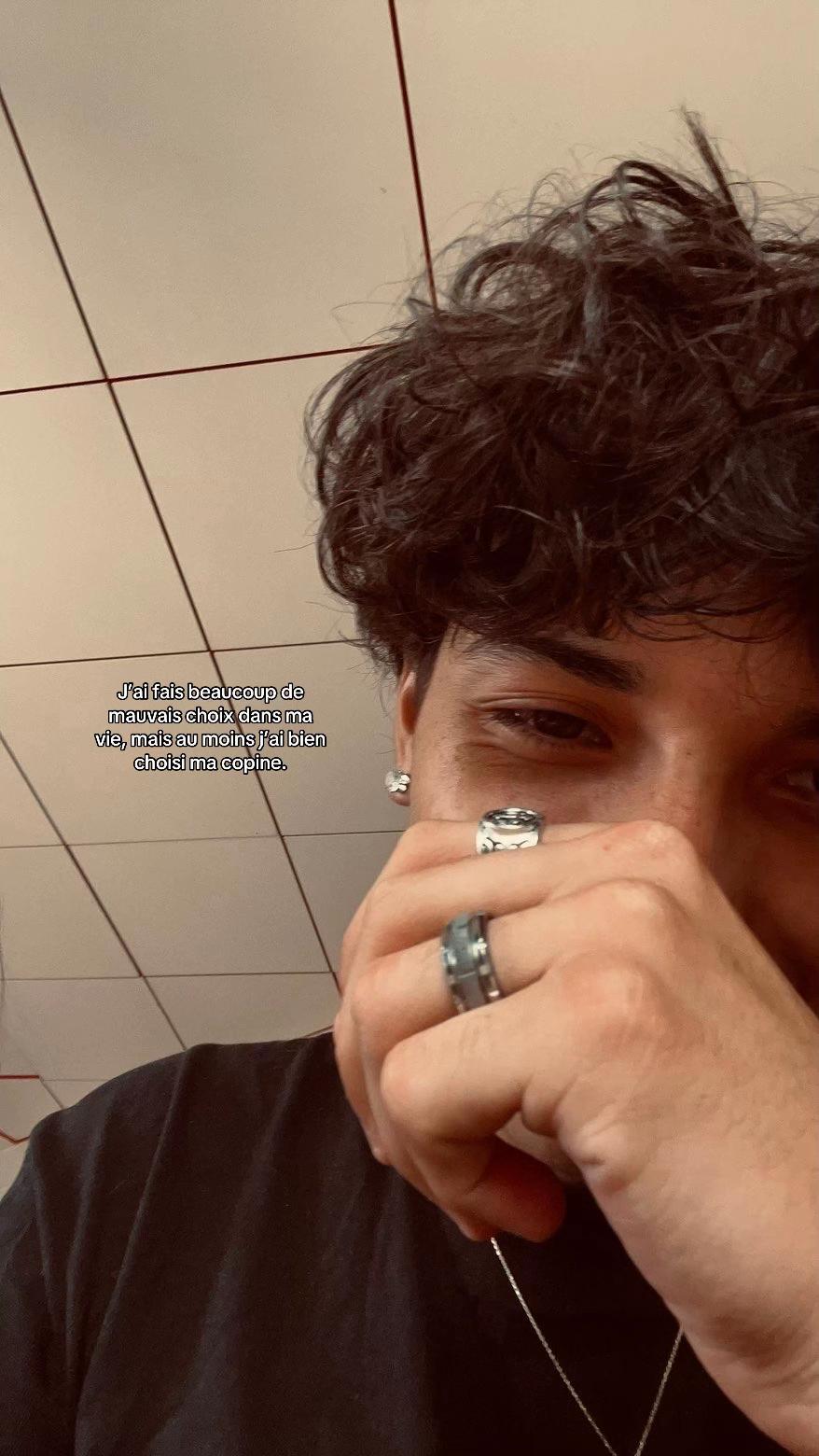 @𝓕𝓪𝓯𝓪 𝓮𝓽 𝓗&eacute;𝓵𝓸